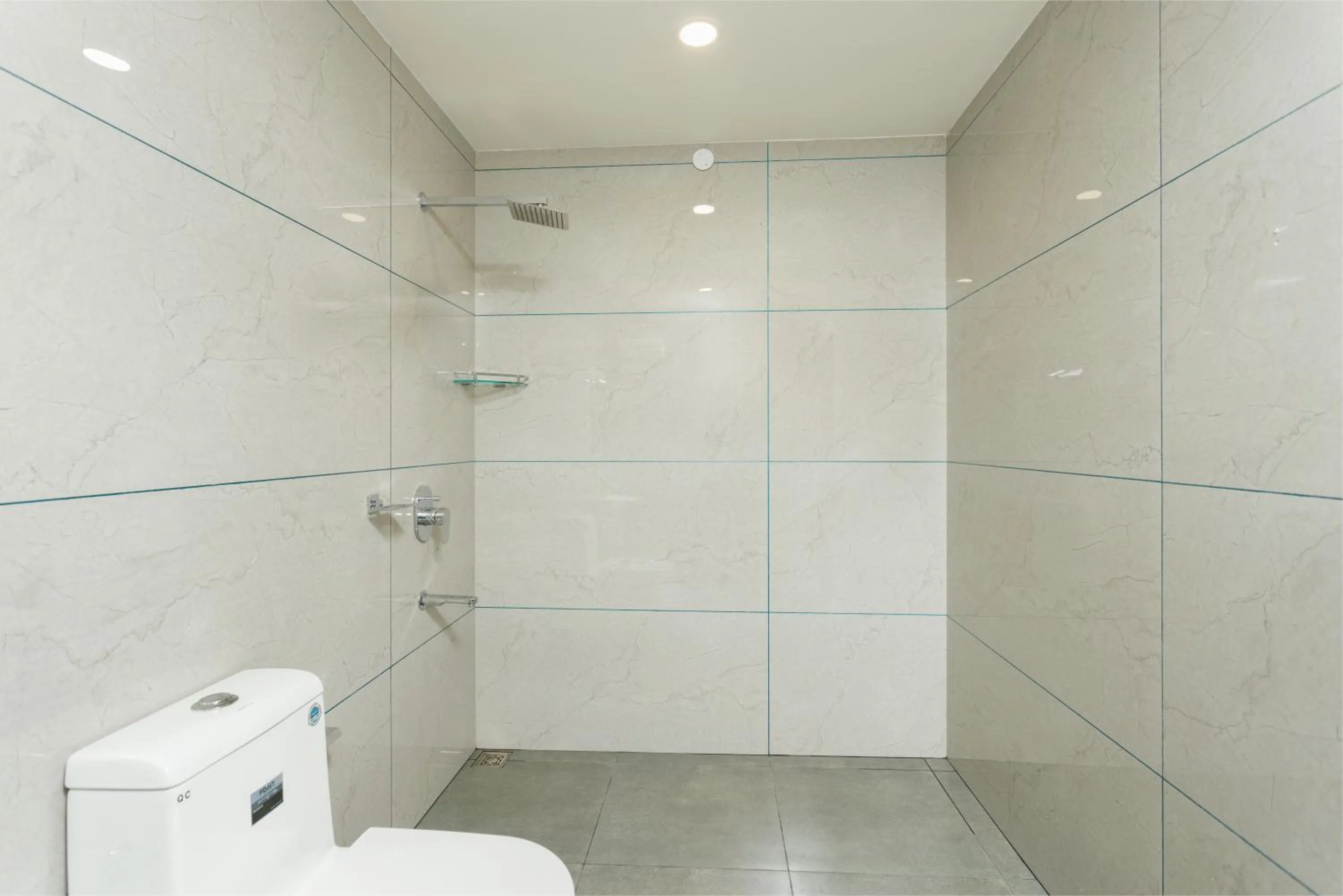 Shower in The Lotaz Hotel