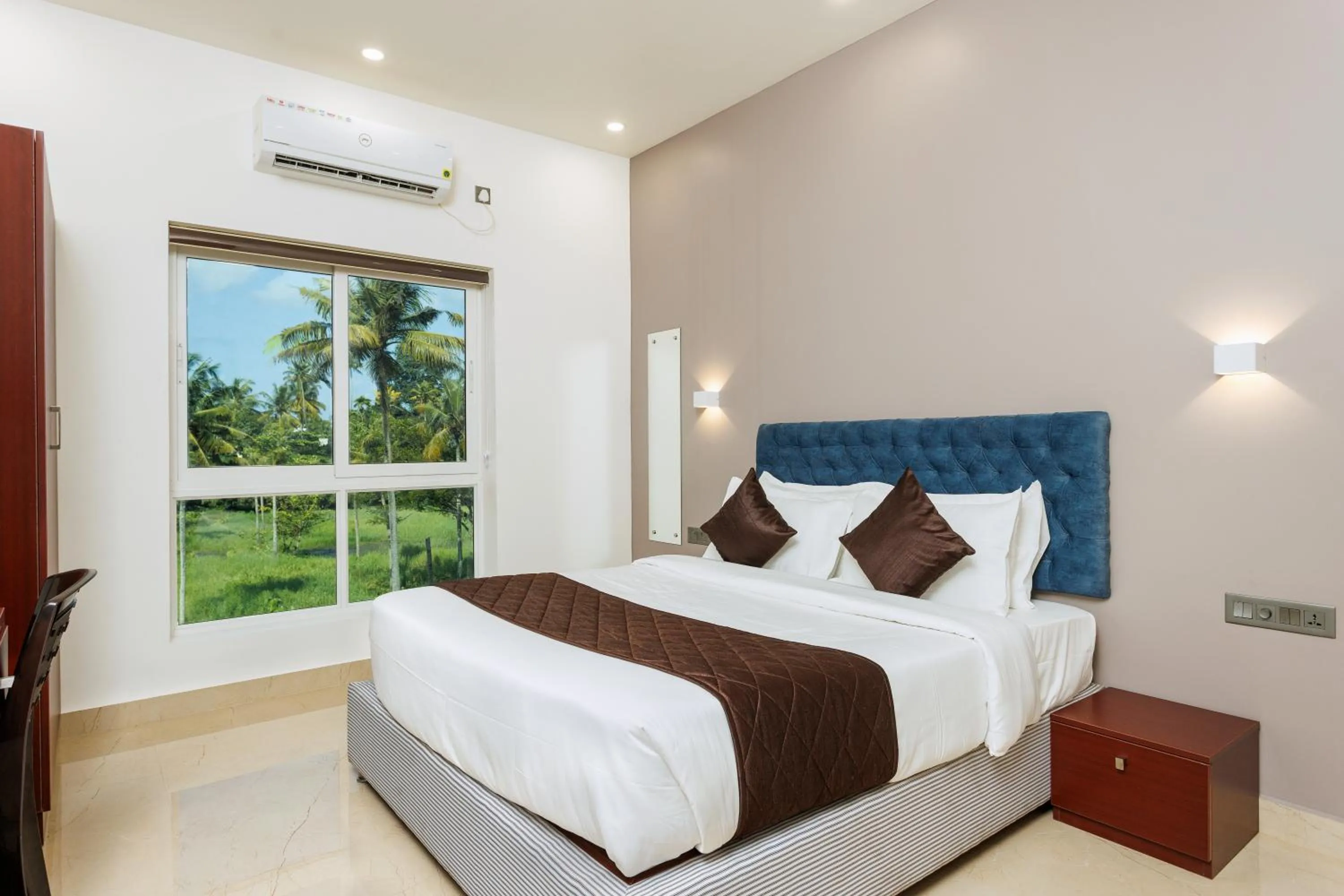 Photo of the whole room, Bed in The Lotaz Hotel