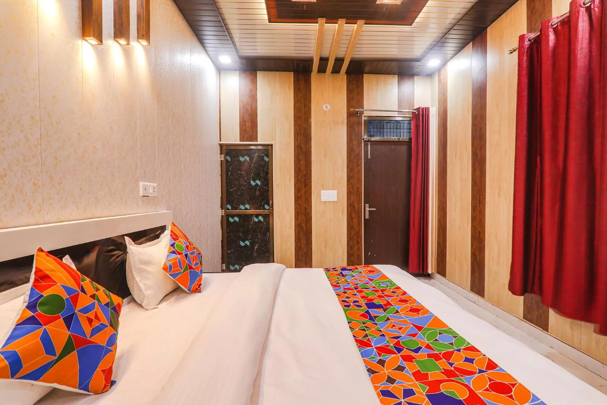 Bed in FabHotel Uma Yugul