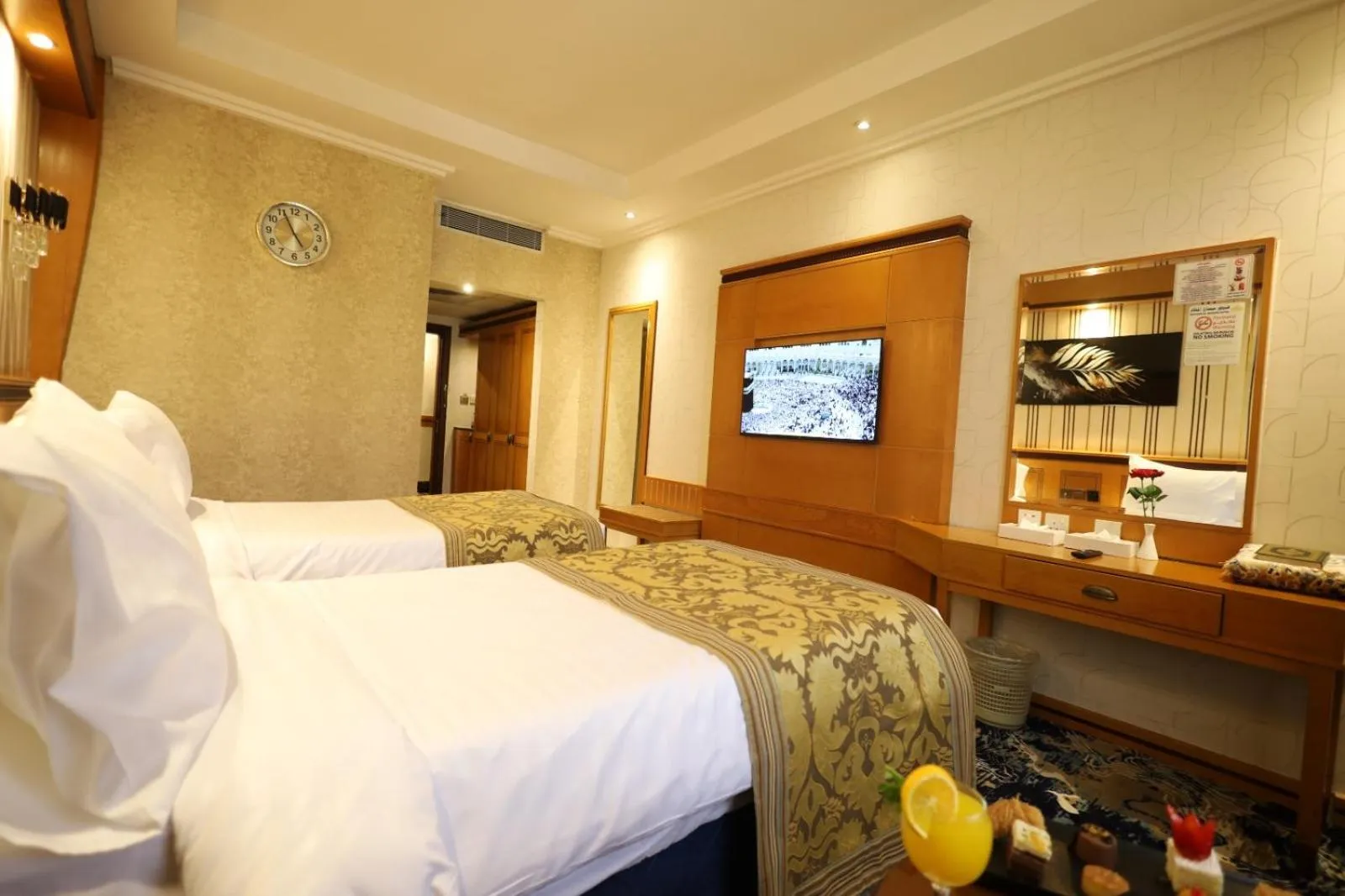 Bedroom, Bed in Maysan Al Maqam Hotel