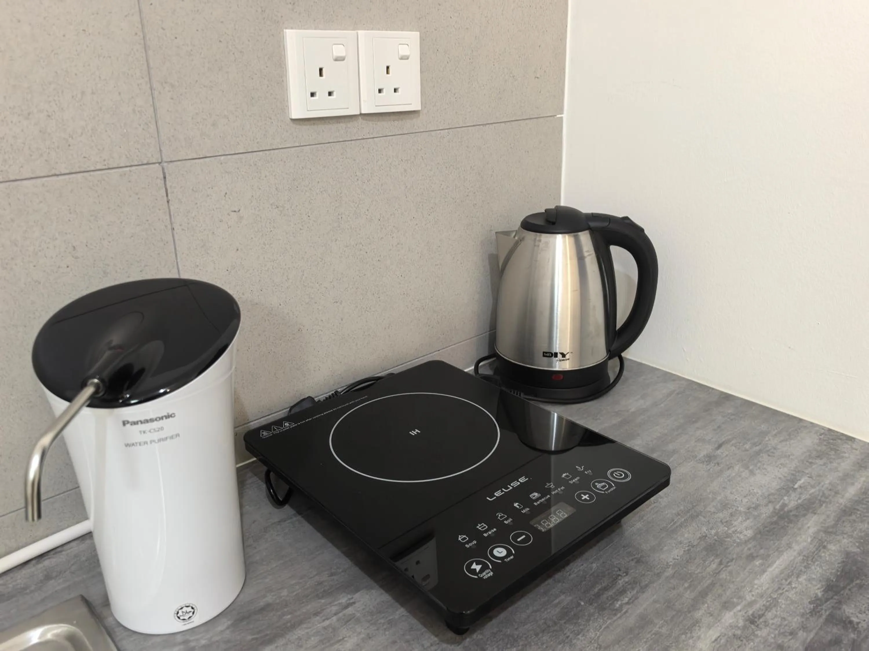 Bahagia Family House in Meritus