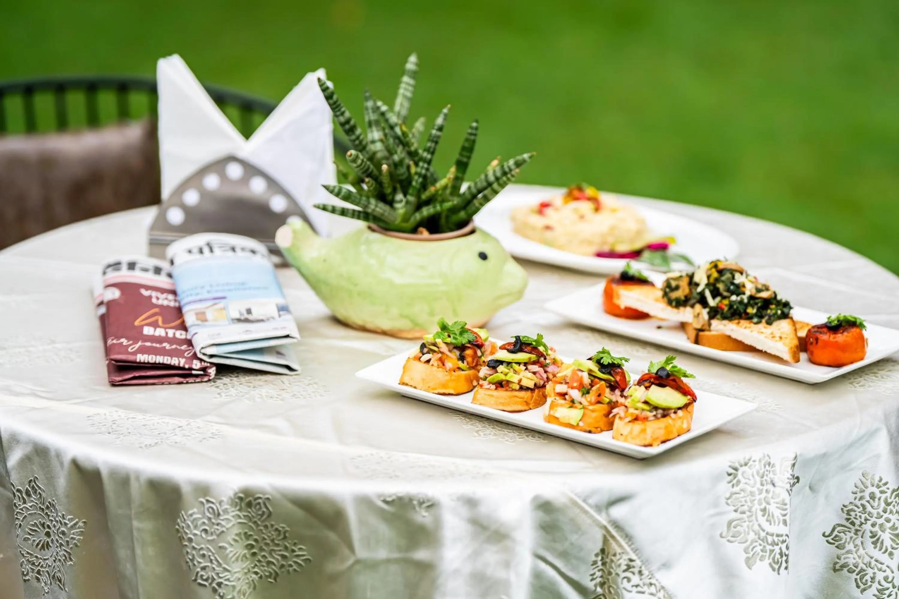 Food and drinks in The Marwar Hotel & Gardens