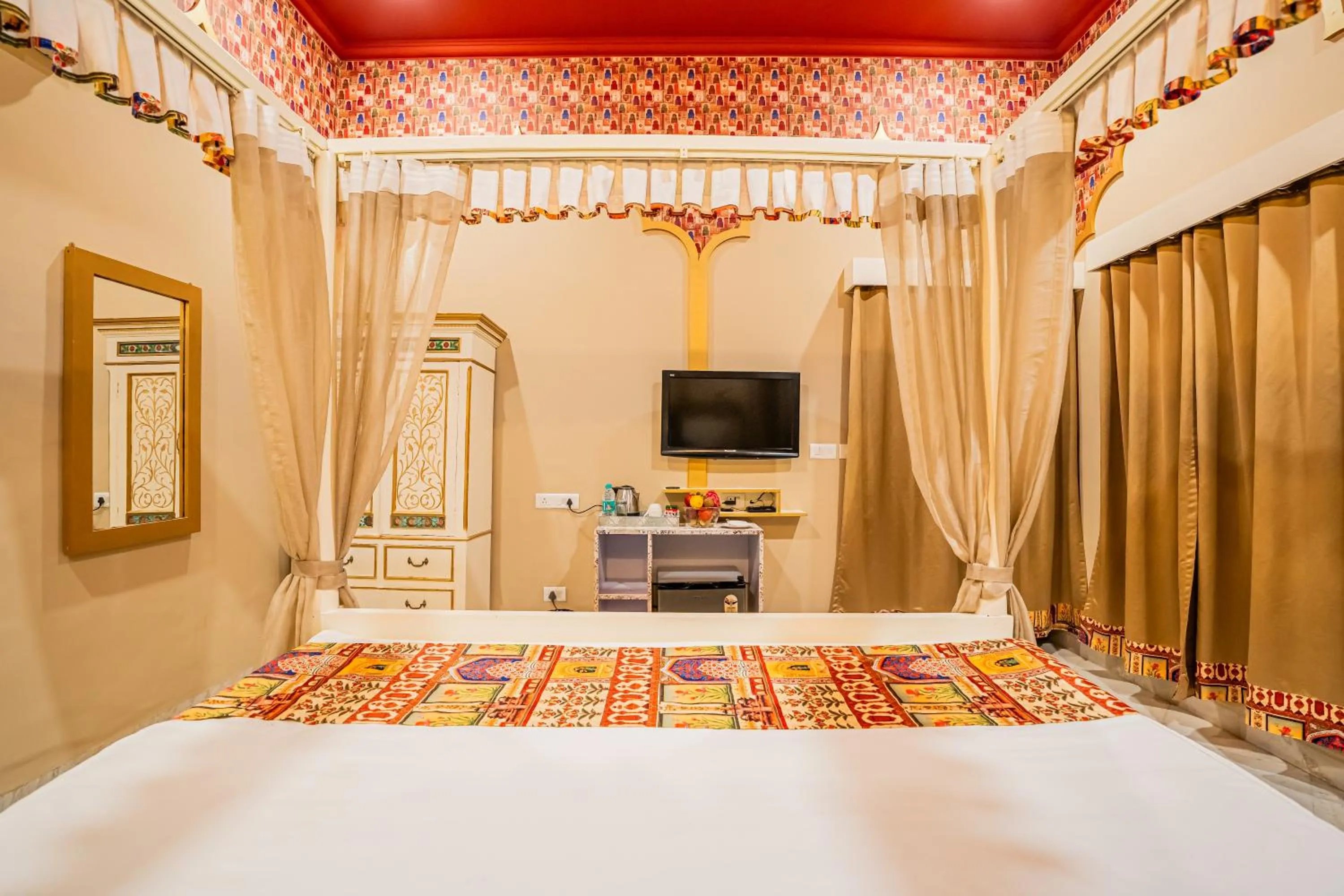 Bed in The Marwar Hotel & Gardens