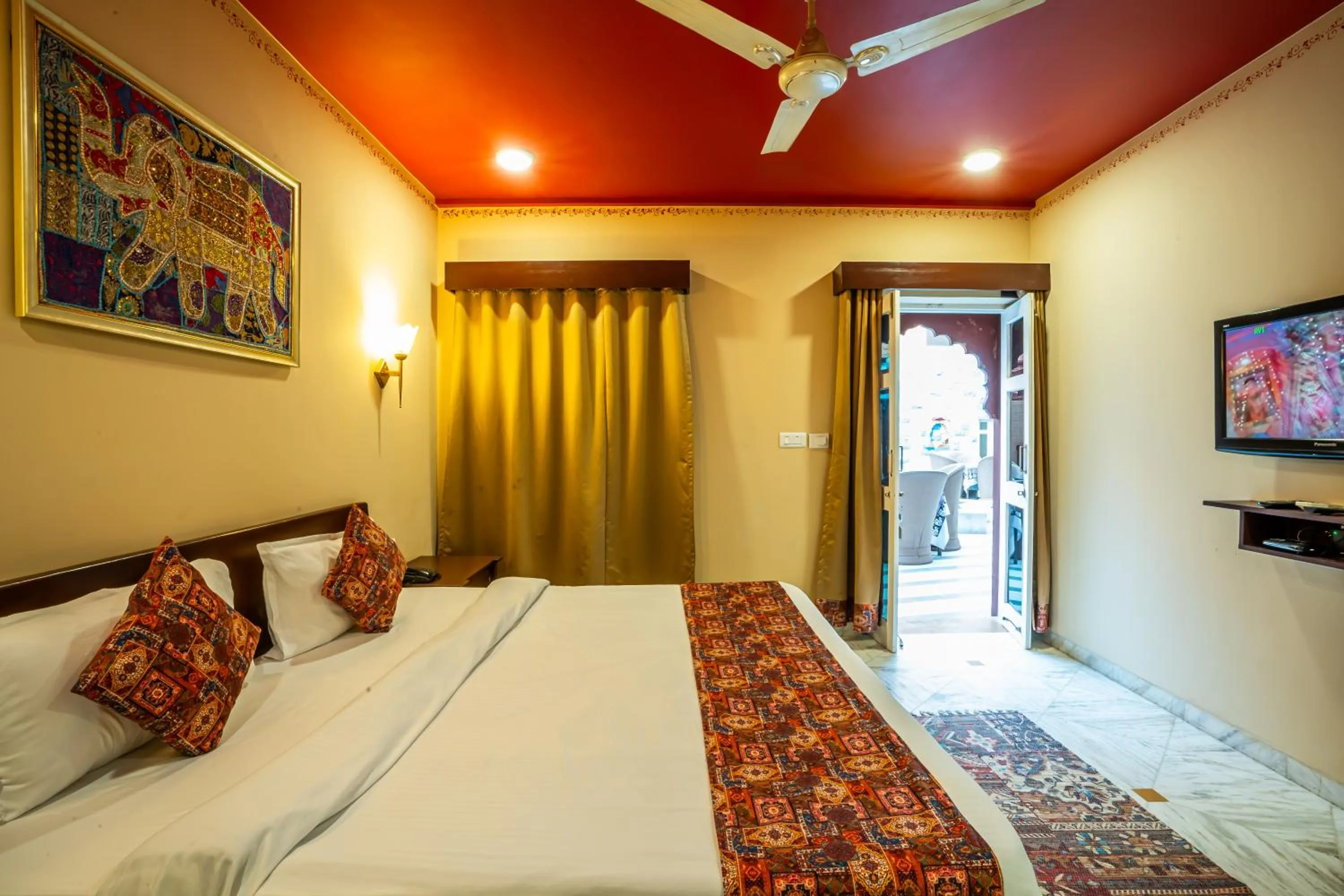 Bed in The Marwar Hotel & Gardens