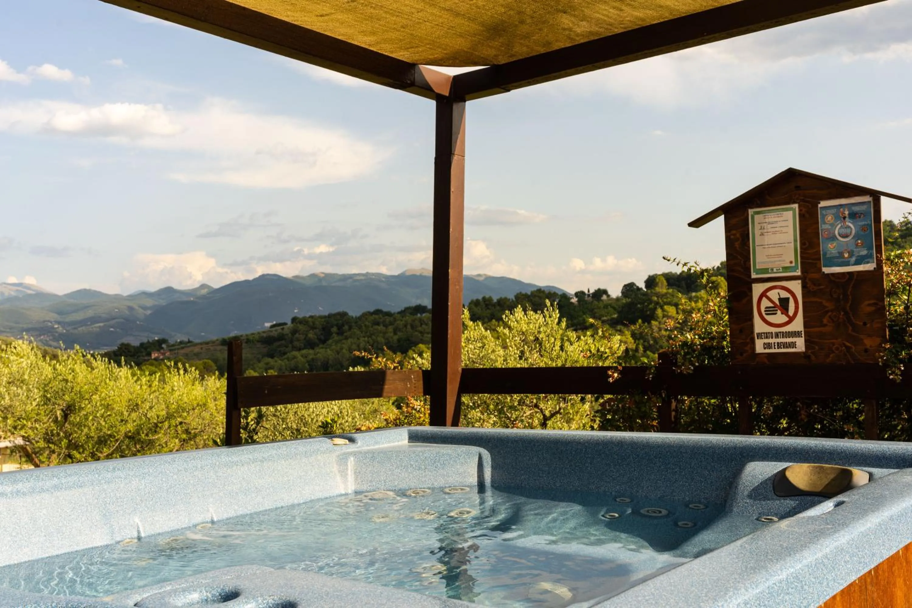 Hot Tub in Agriturismo AgrileisureTime