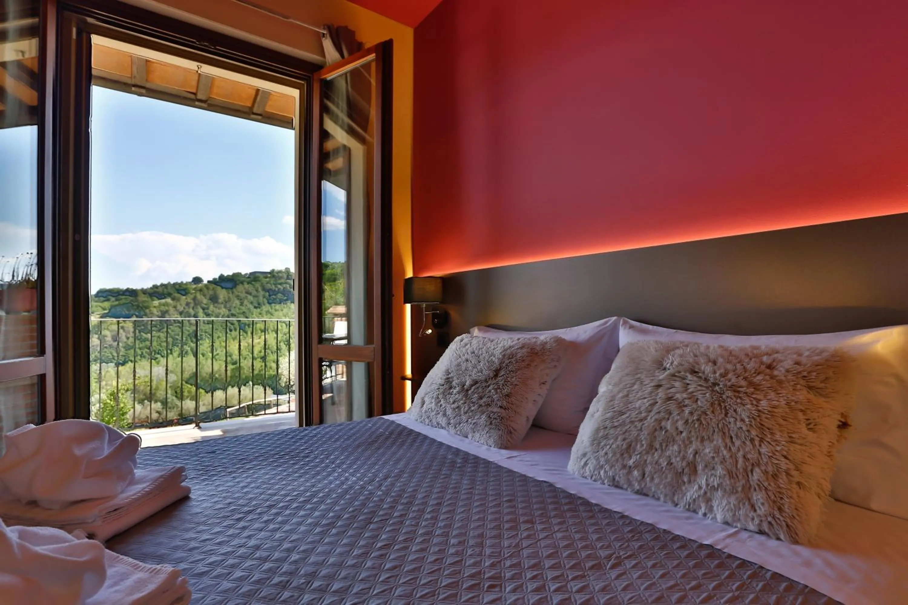 View (from property/room), Bed in Agriturismo AgrileisureTime