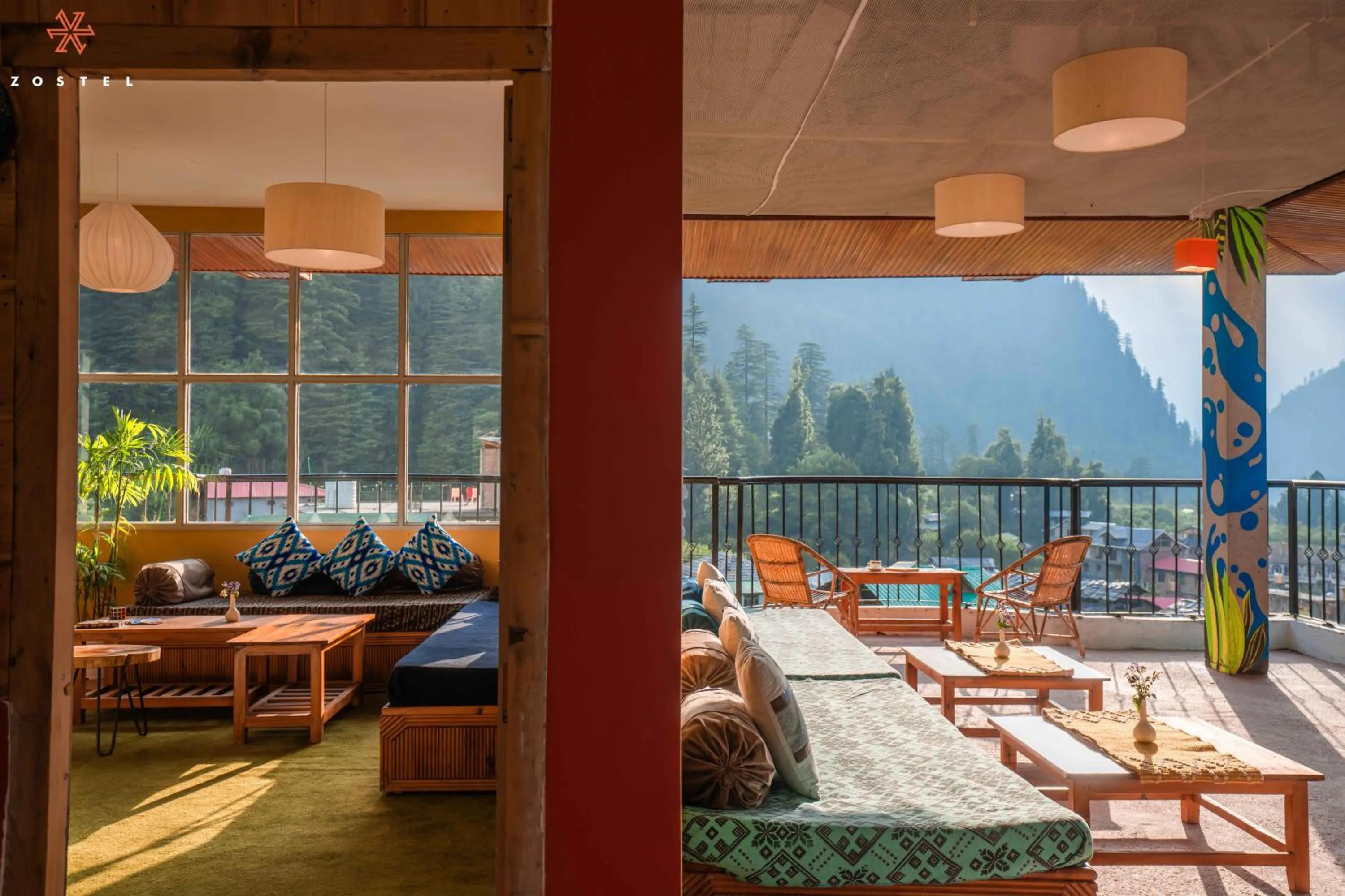 Living room in Zostel Pulga