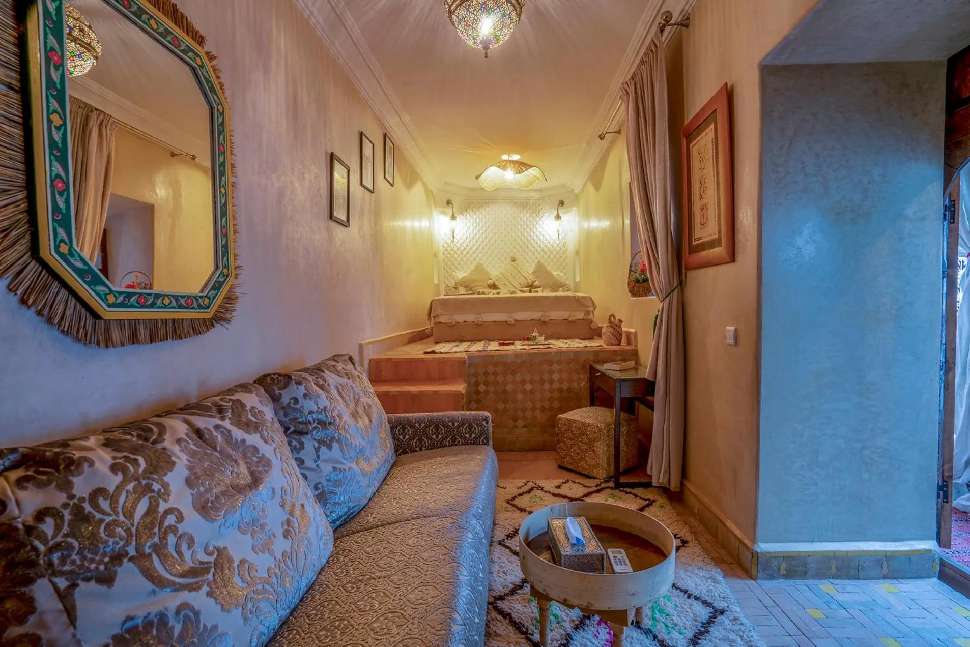 Photo of the whole room, Bed in Riad Yalla habibi