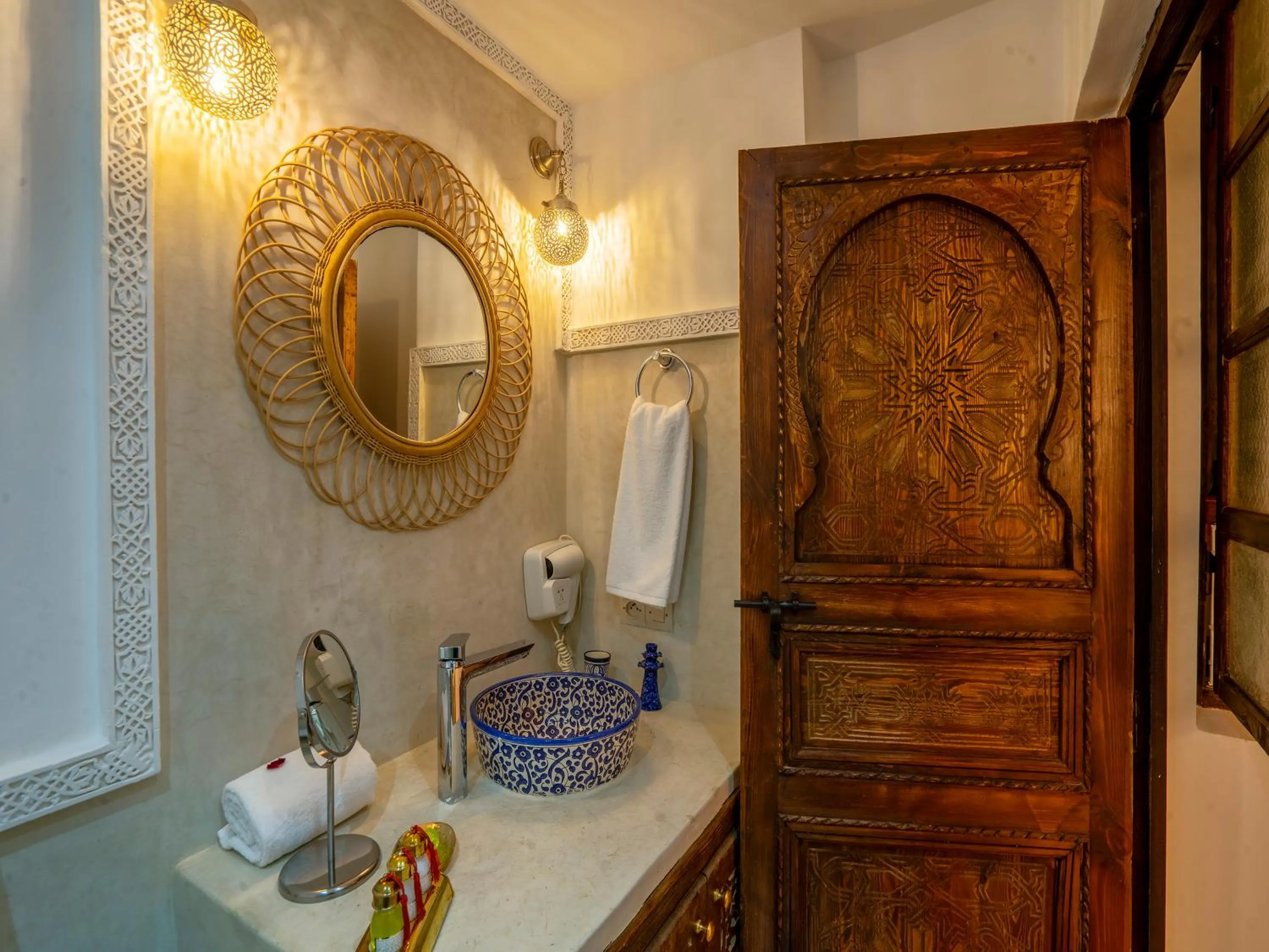 Bathroom in Riad Yalla habibi