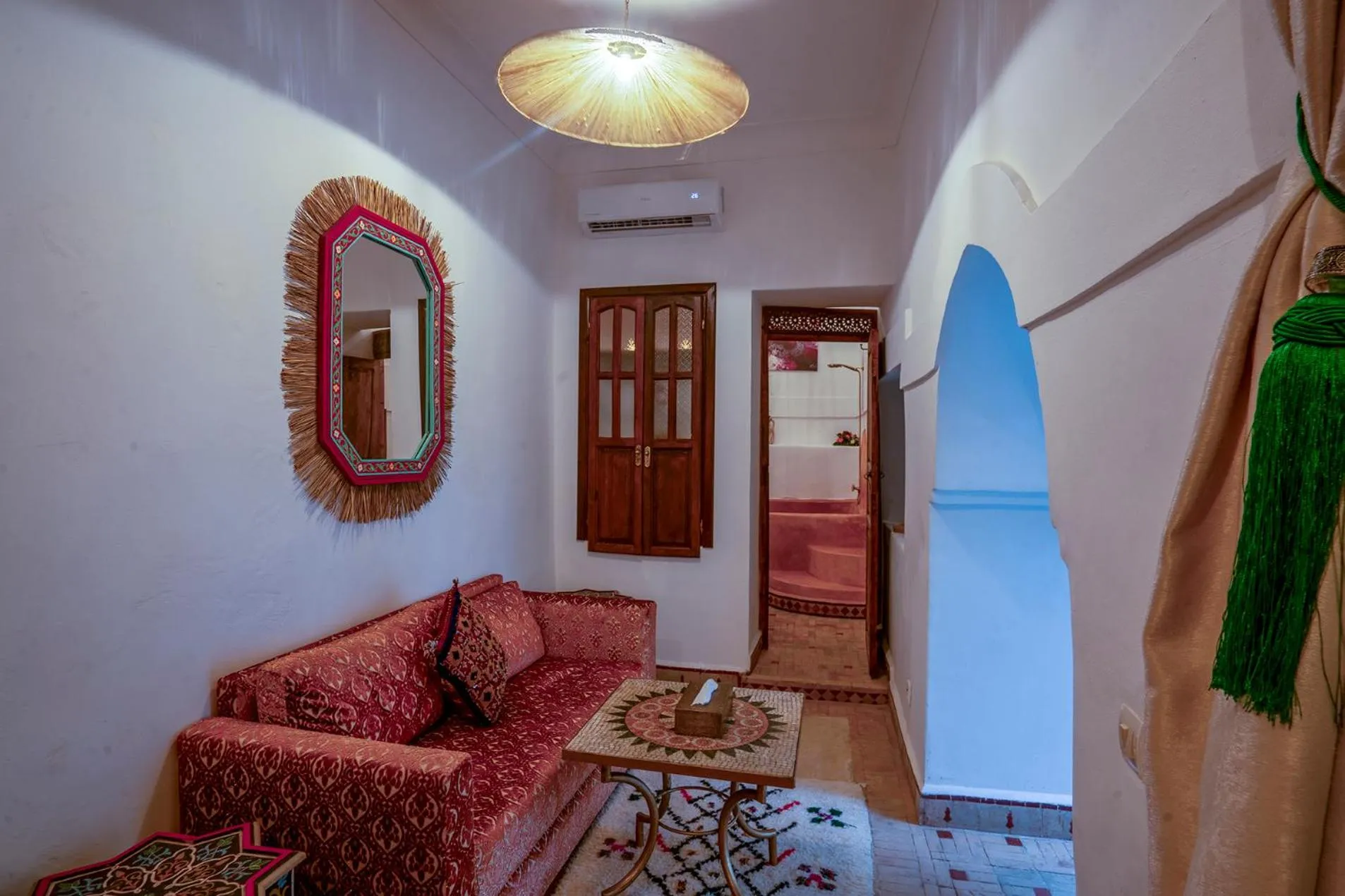 View (from property/room), Bed in Riad Yalla habibi