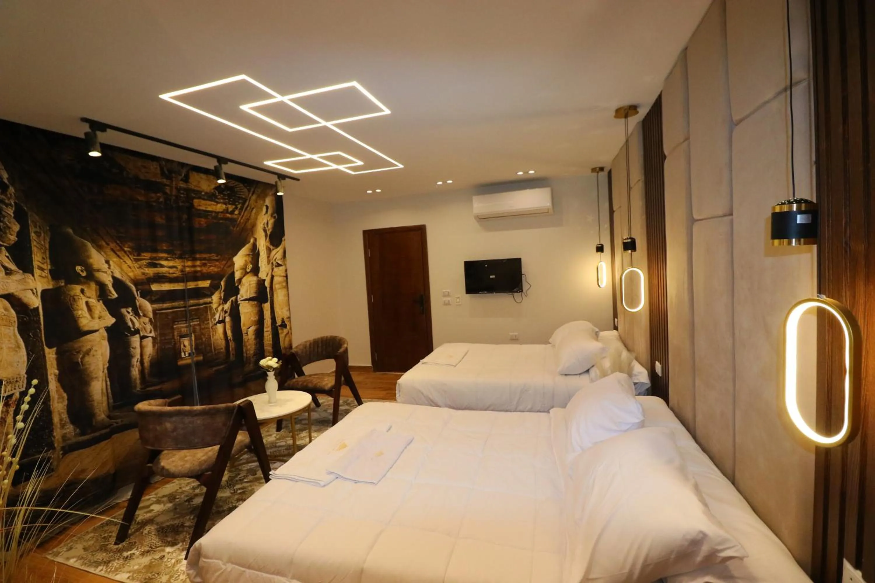 Bed in Pyramids Skyline Hotel Cairo