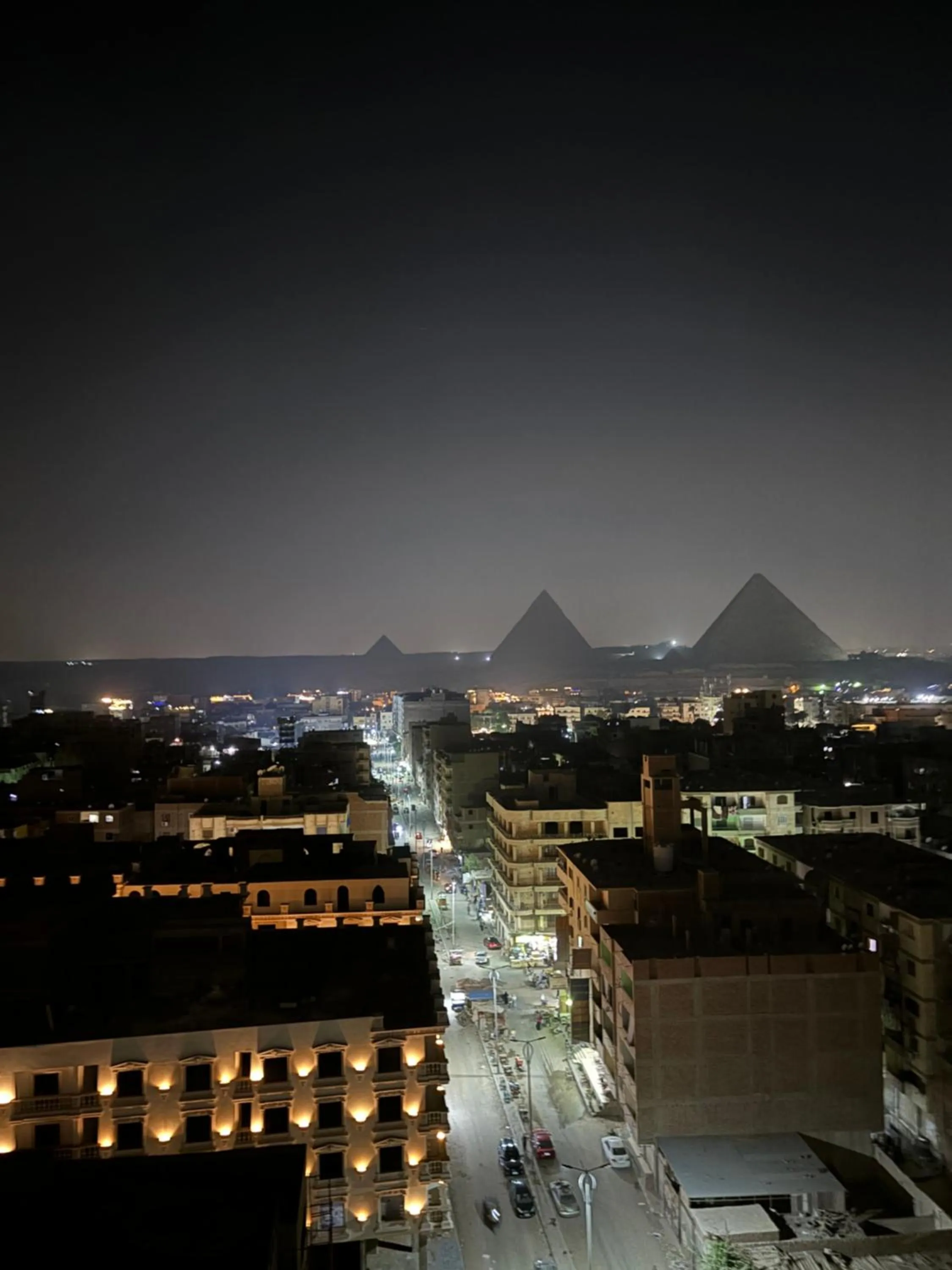 Restaurant/places to eat in Pyramids Skyline Hotel Cairo
