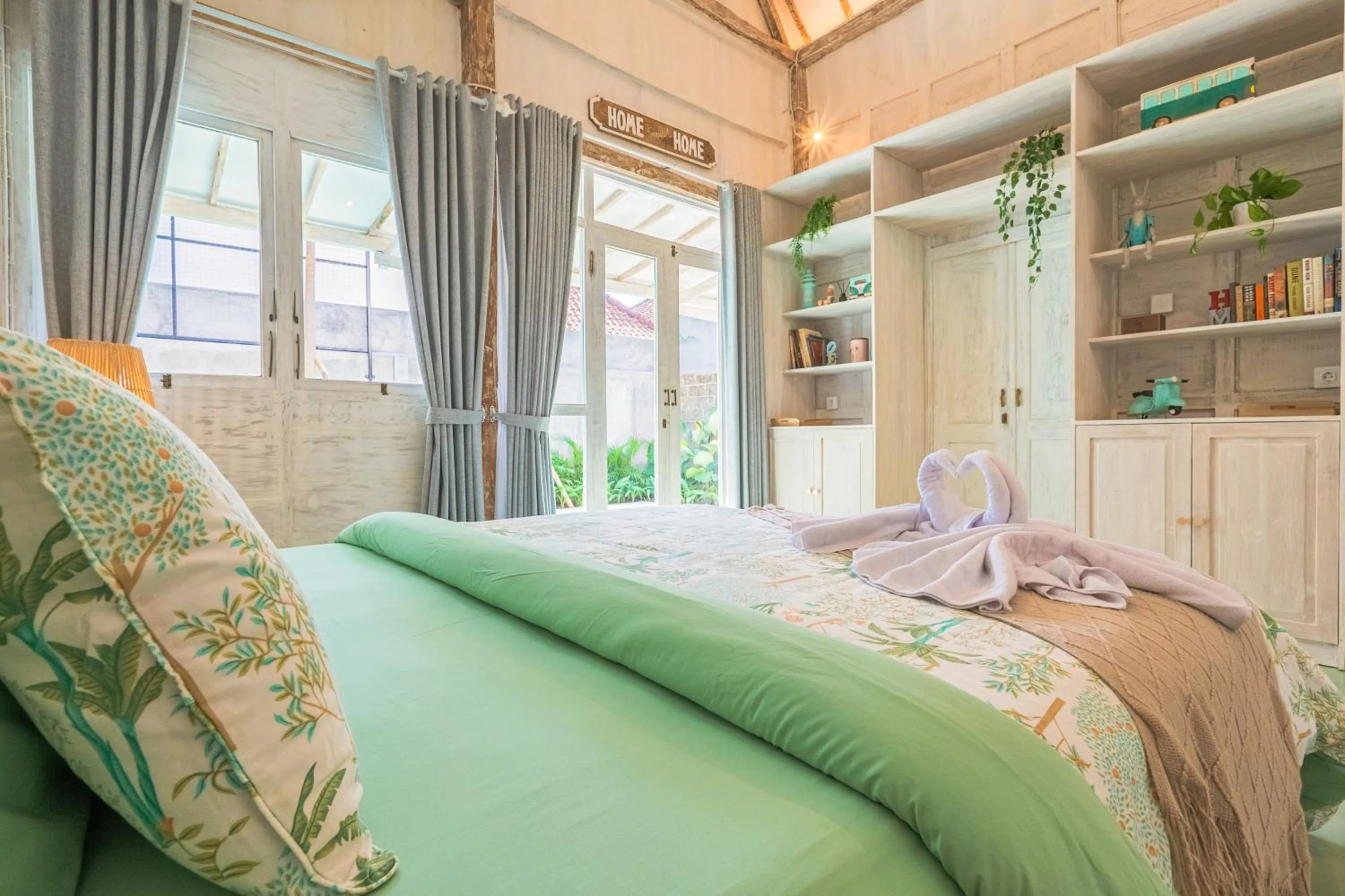 Bedroom, Bed in SooBali Mint Cottage Sanur 1BR