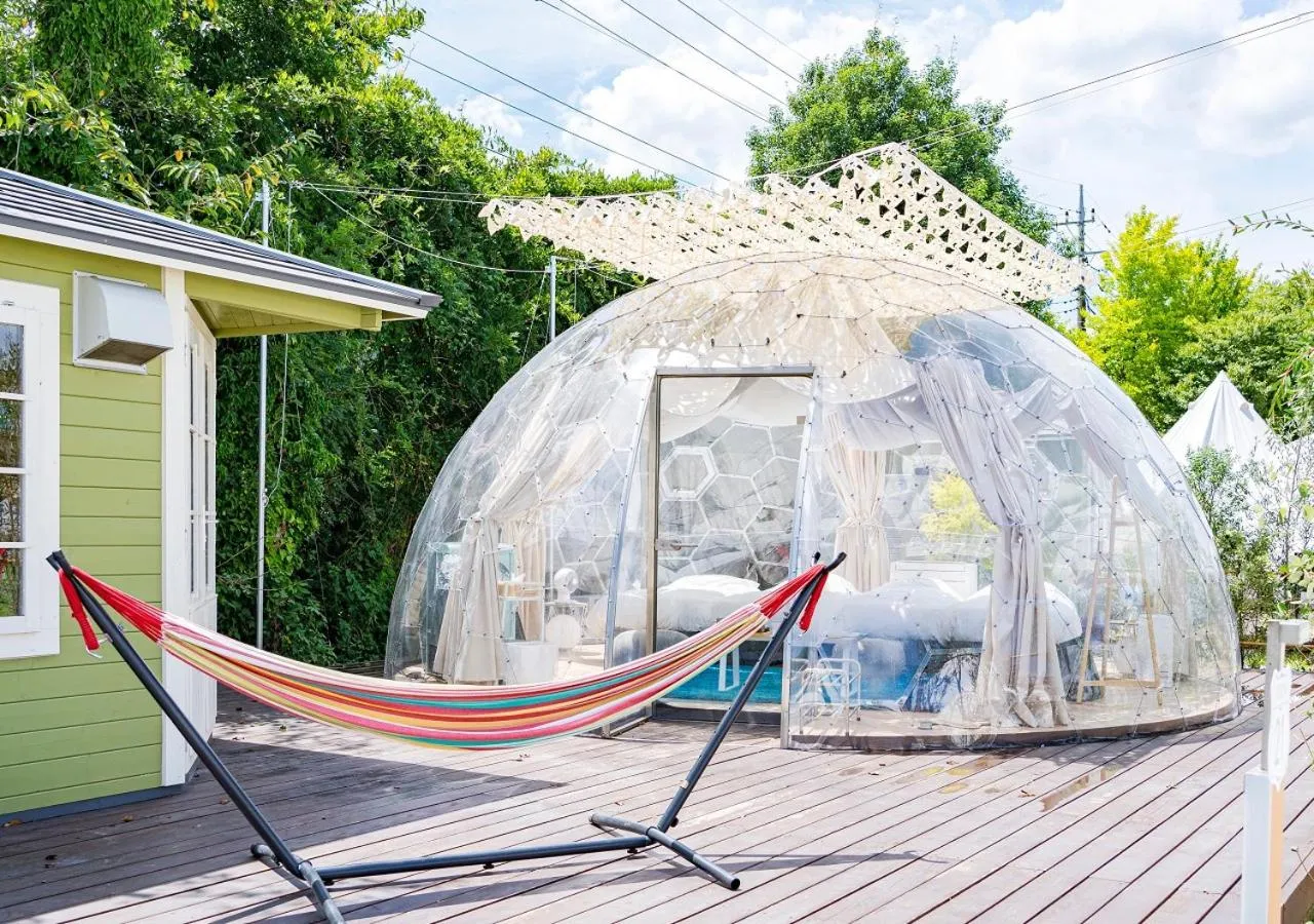 Property building in Takatakiko Glamping Resort