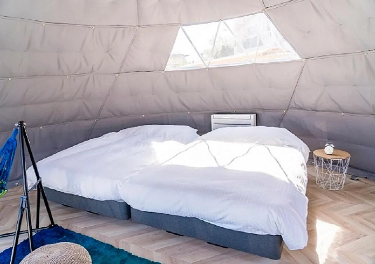 Photo of the whole room, Bed in Takatakiko Glamping Resort