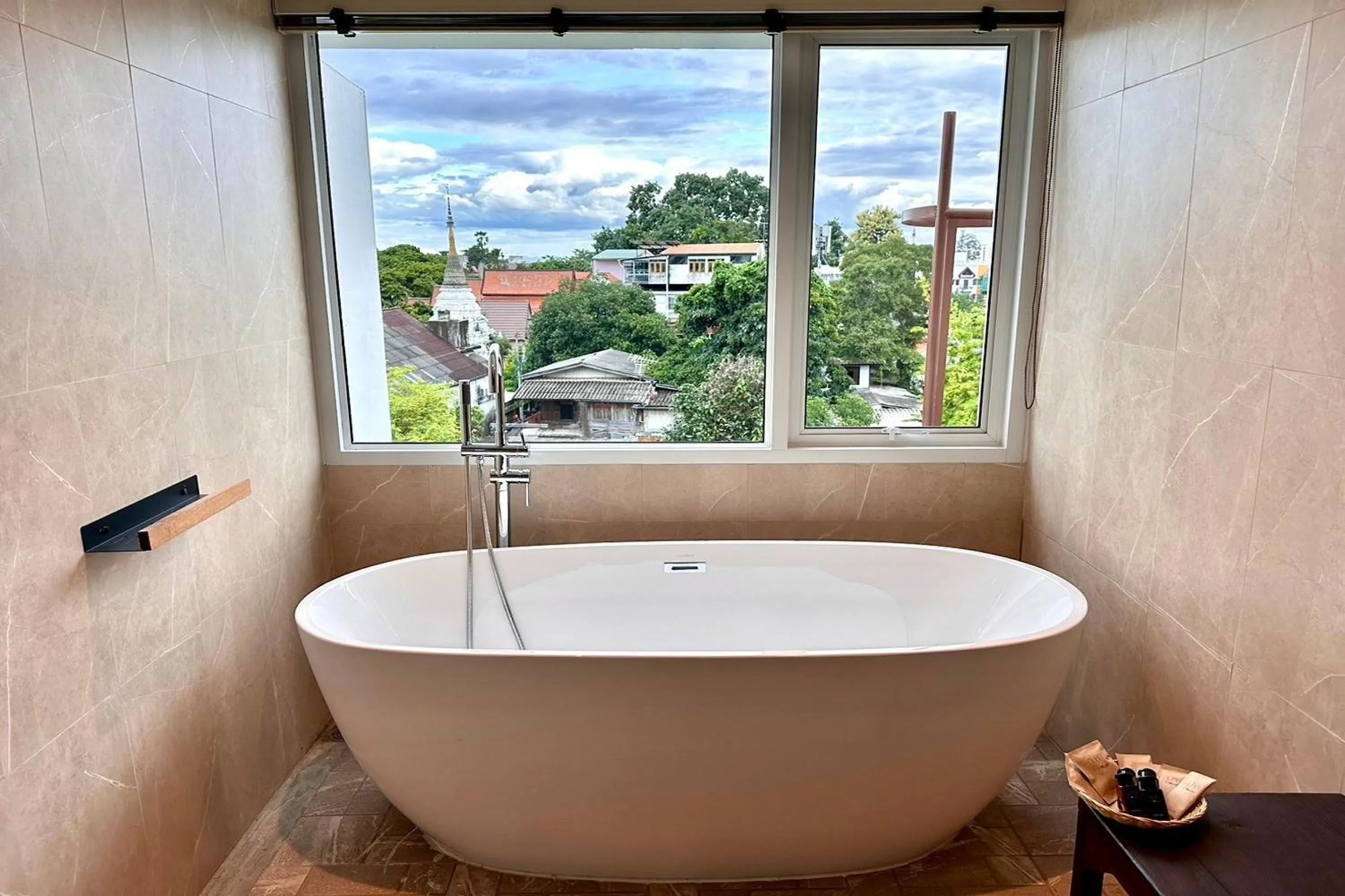 Bathroom in Nuan Nil Secret Courtyard