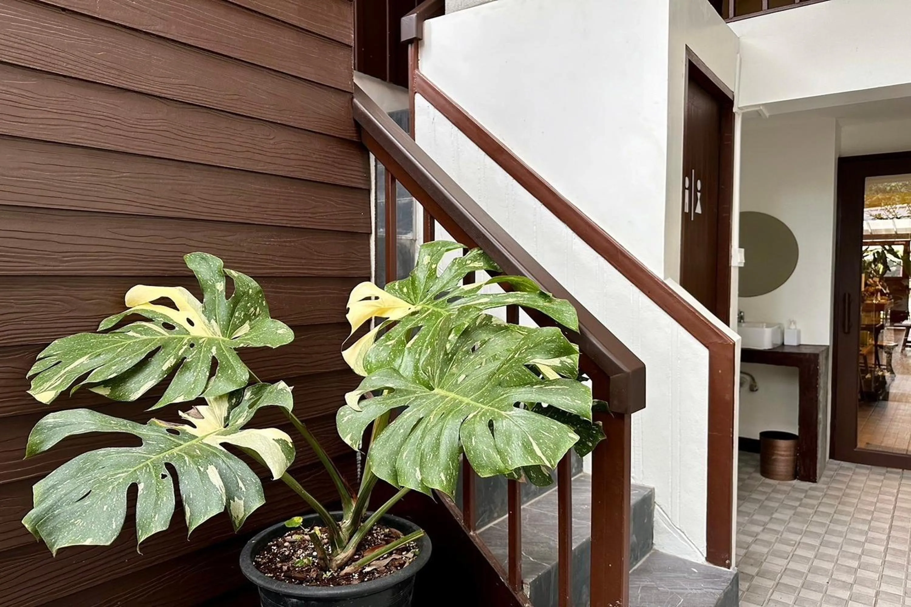 Living room in Nuan Nil Secret Courtyard