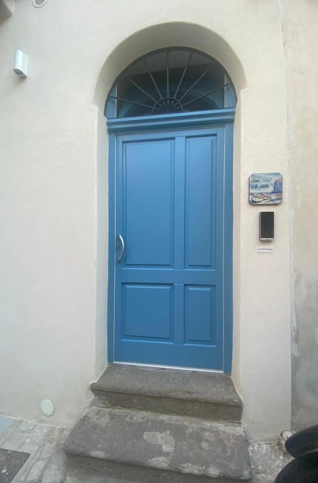 Casa n'to strittu
