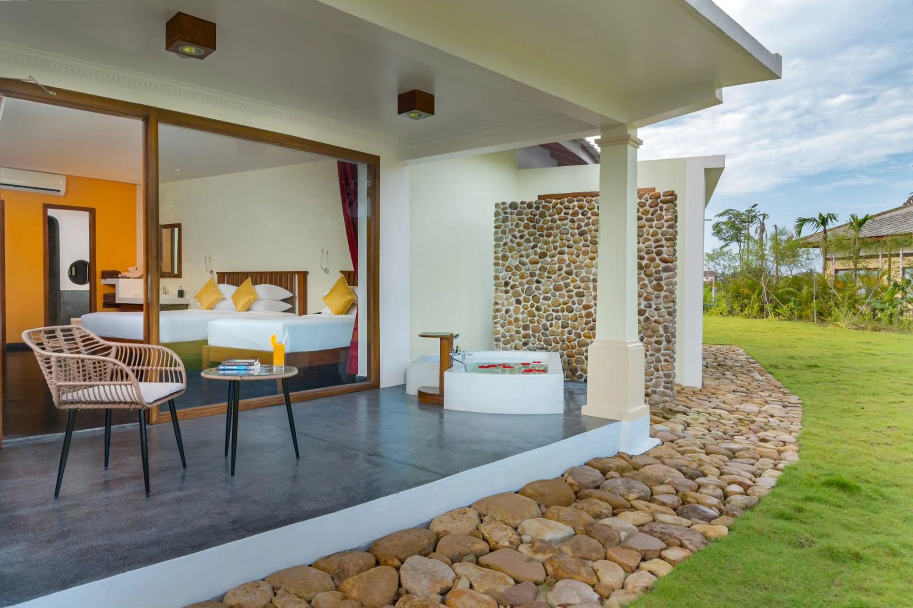 Balcony/Terrace in Komsan Kampot Resort
