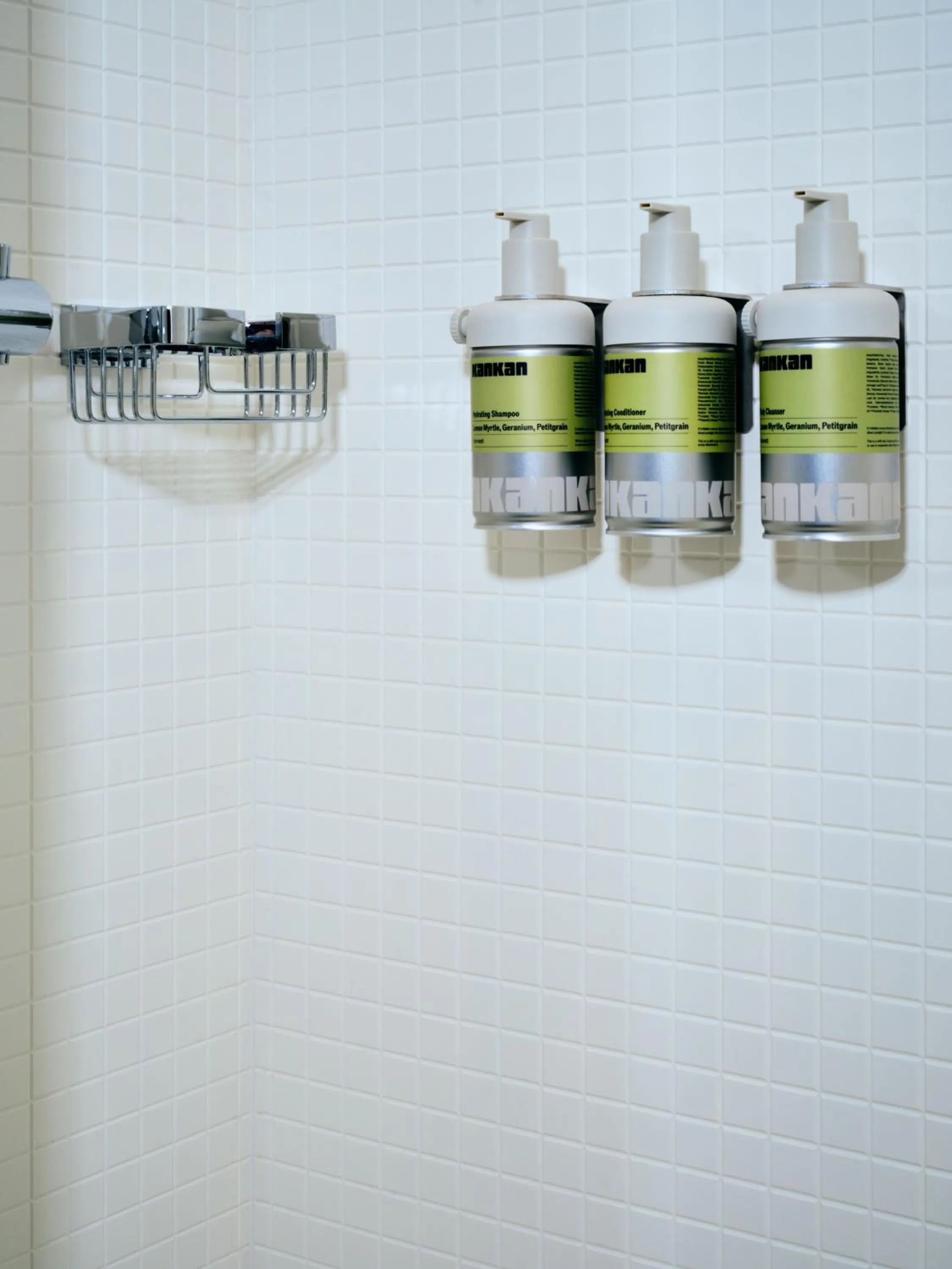 Bathroom in Vertus Edit Canary Wharf