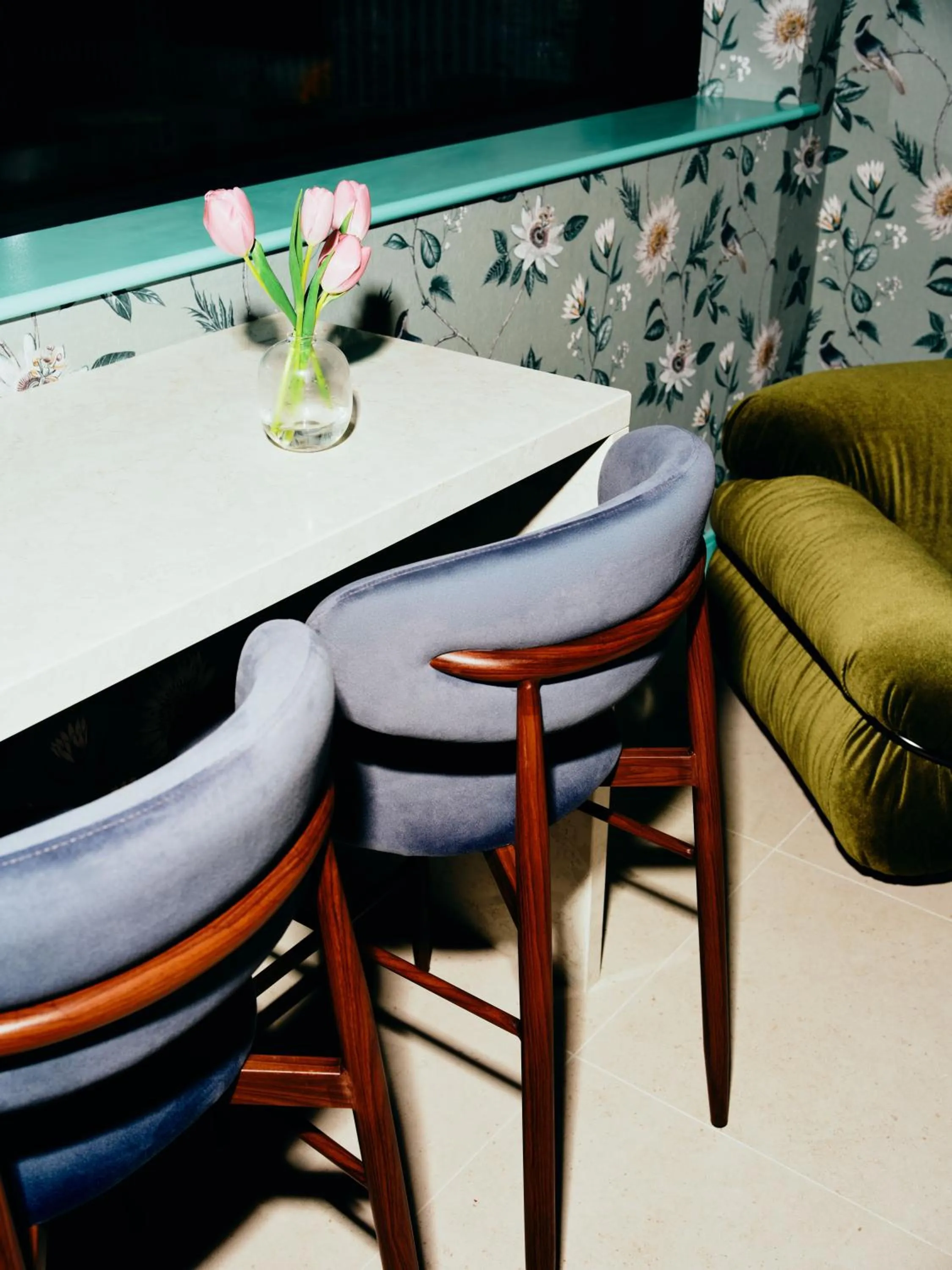 Communal lounge/ TV room in Vertus Edit Canary Wharf