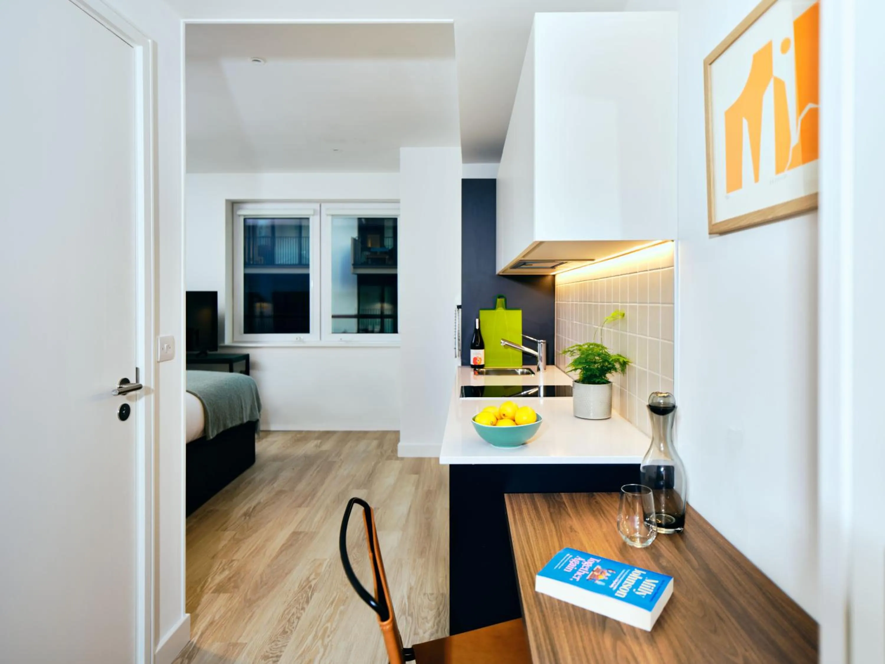 kitchen in Vertus Edit Canary Wharf