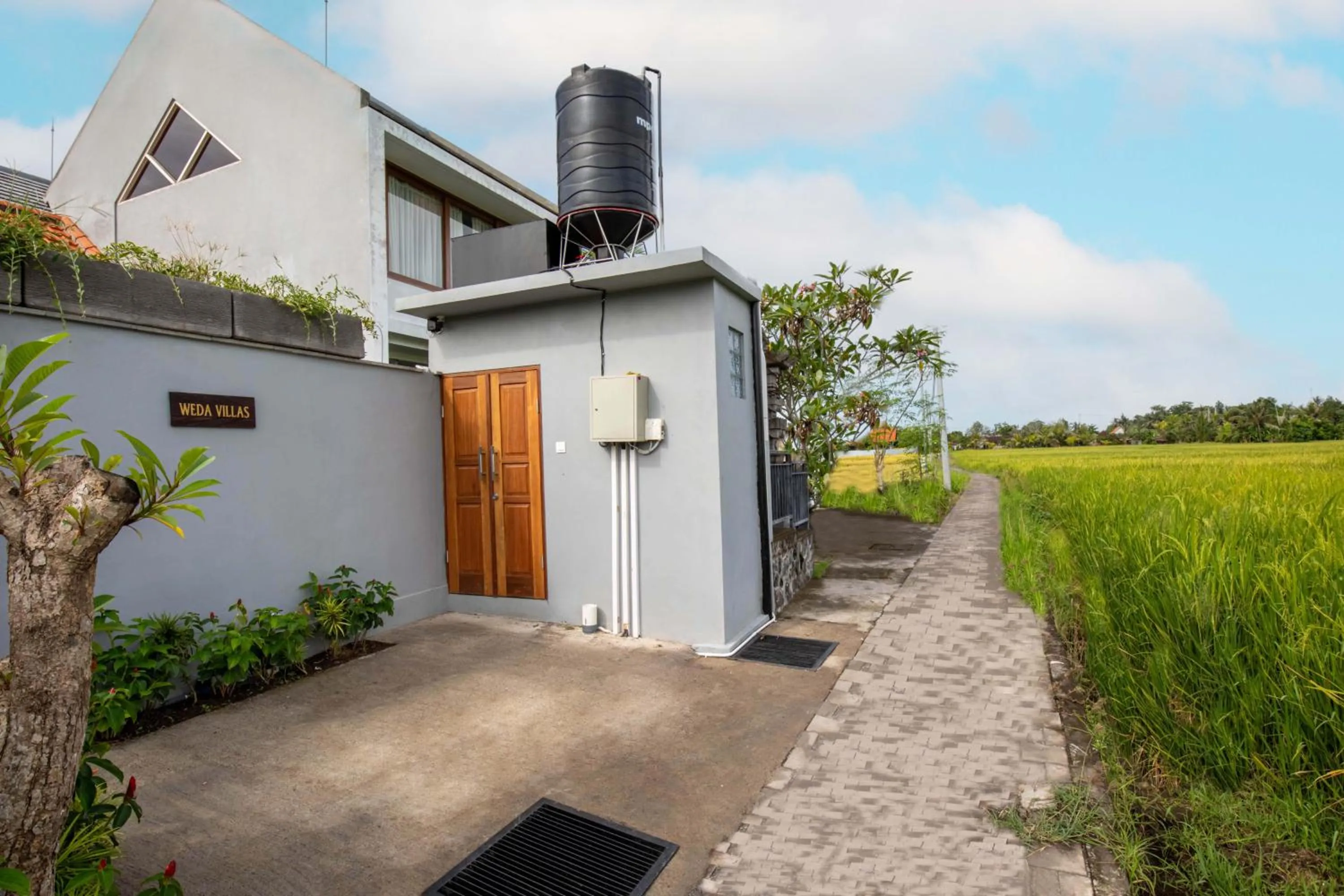 Property building in Weda Villas