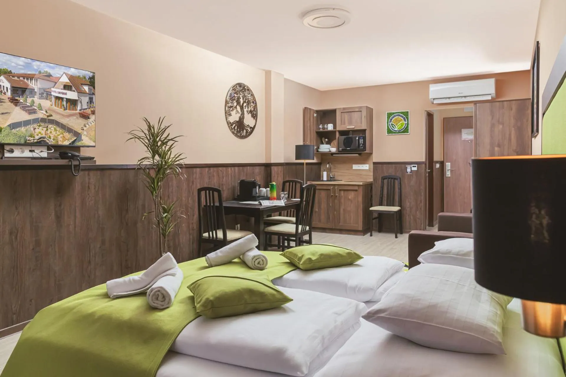 Bed in Park Hotel Bükfürdő