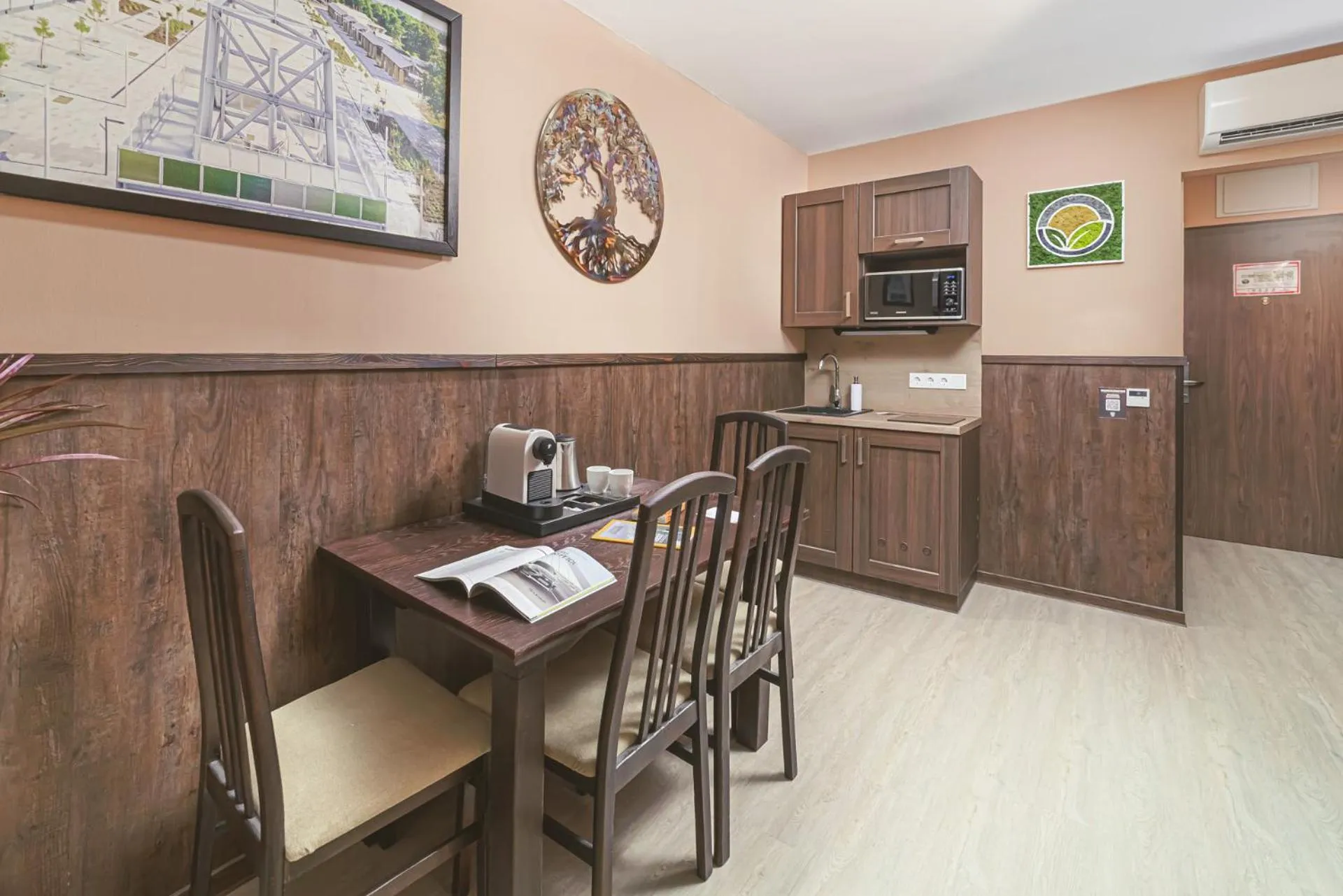 Kitchen or kitchenette in Park Hotel Bükfürdő