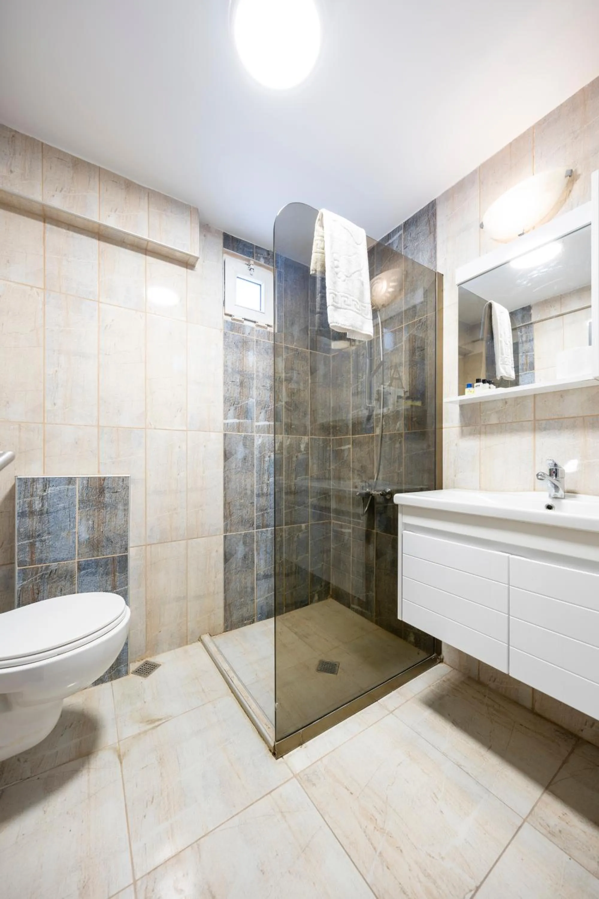 Bathroom in Maltepe MANHATTAN OTEL