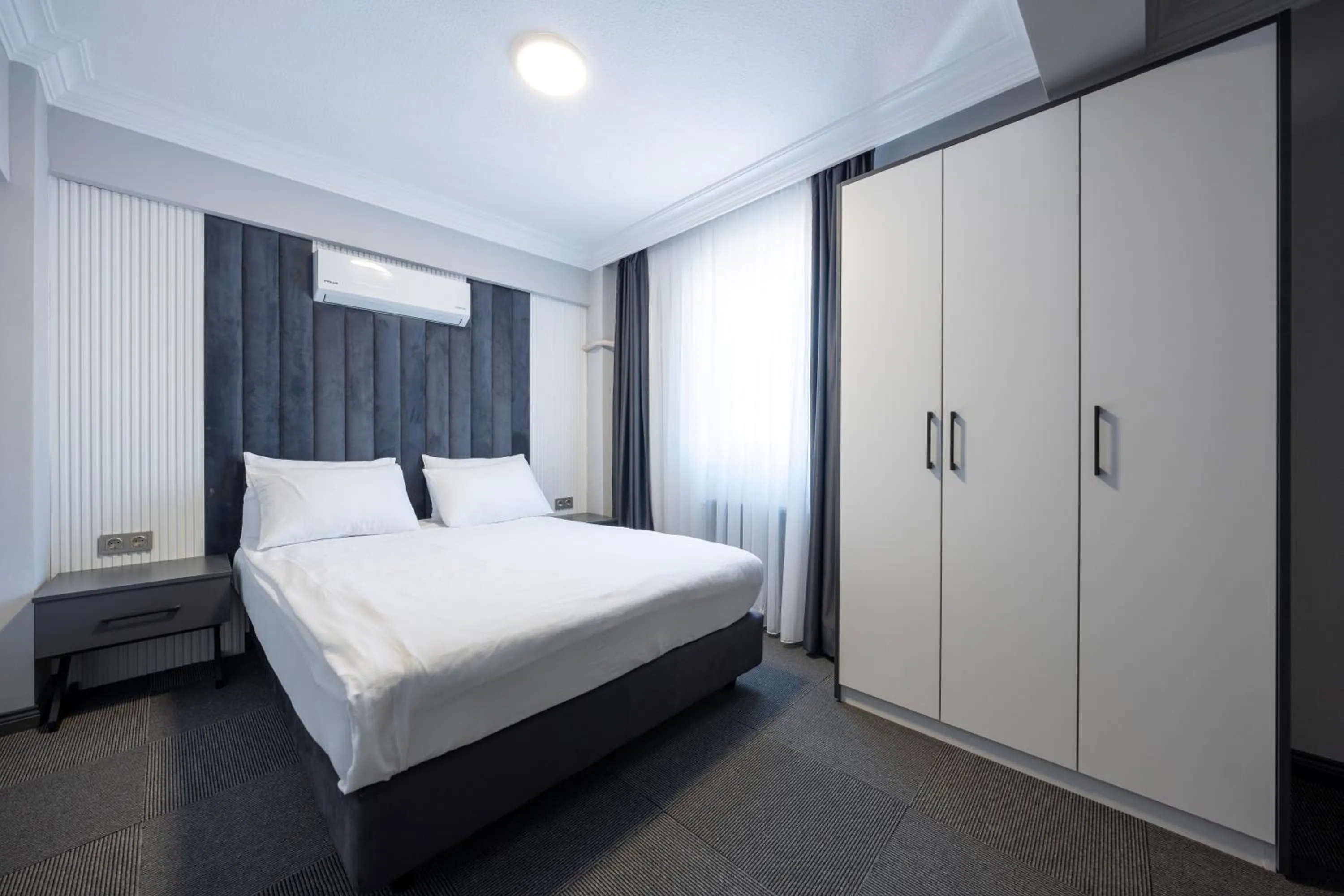 Bedroom, Bed in Maltepe MANHATTAN OTEL