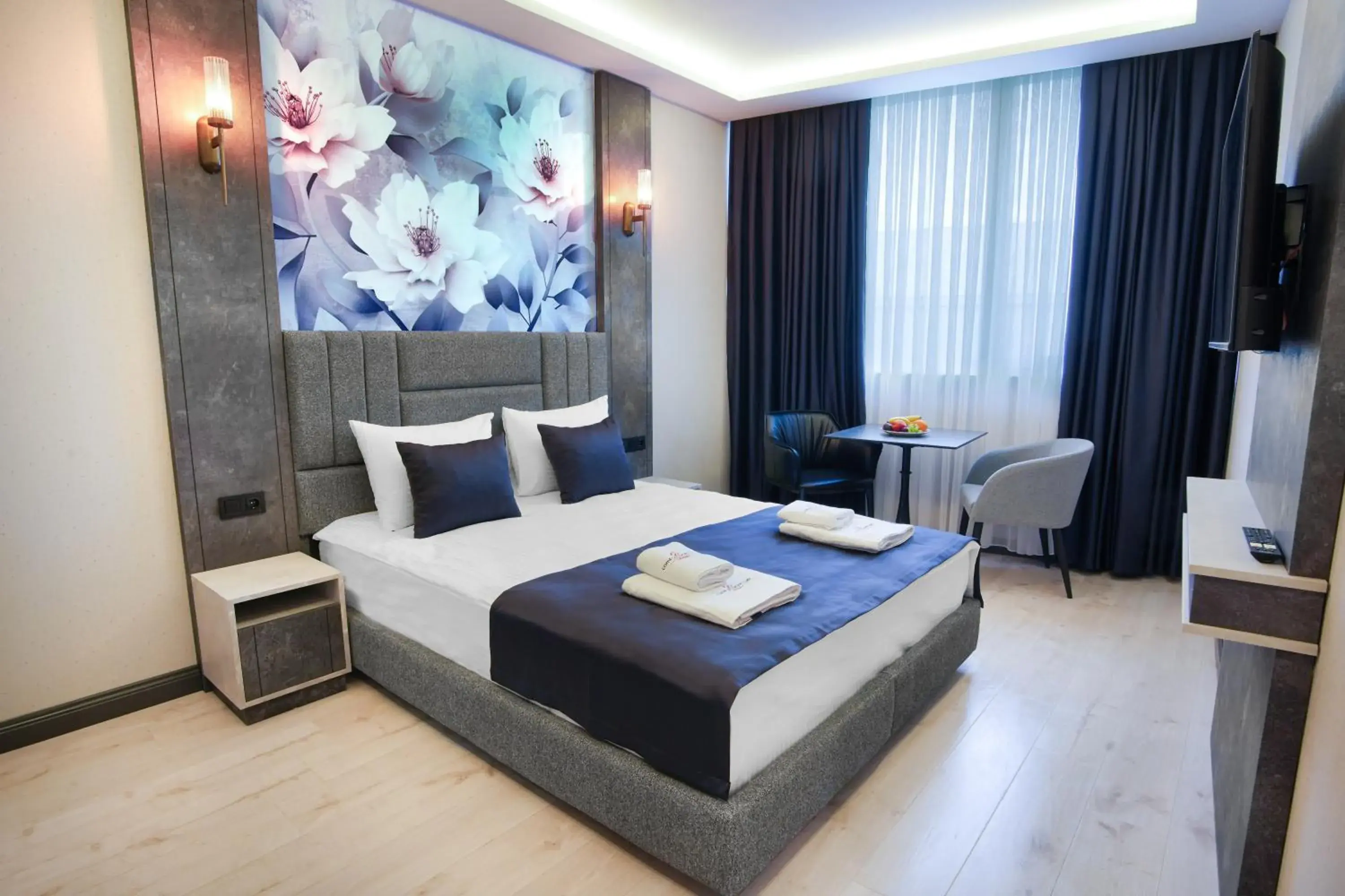 Deluxe Double Room in Comfort Point Two Hotel Deluxe Double Room in Comfort Point Two Hotel