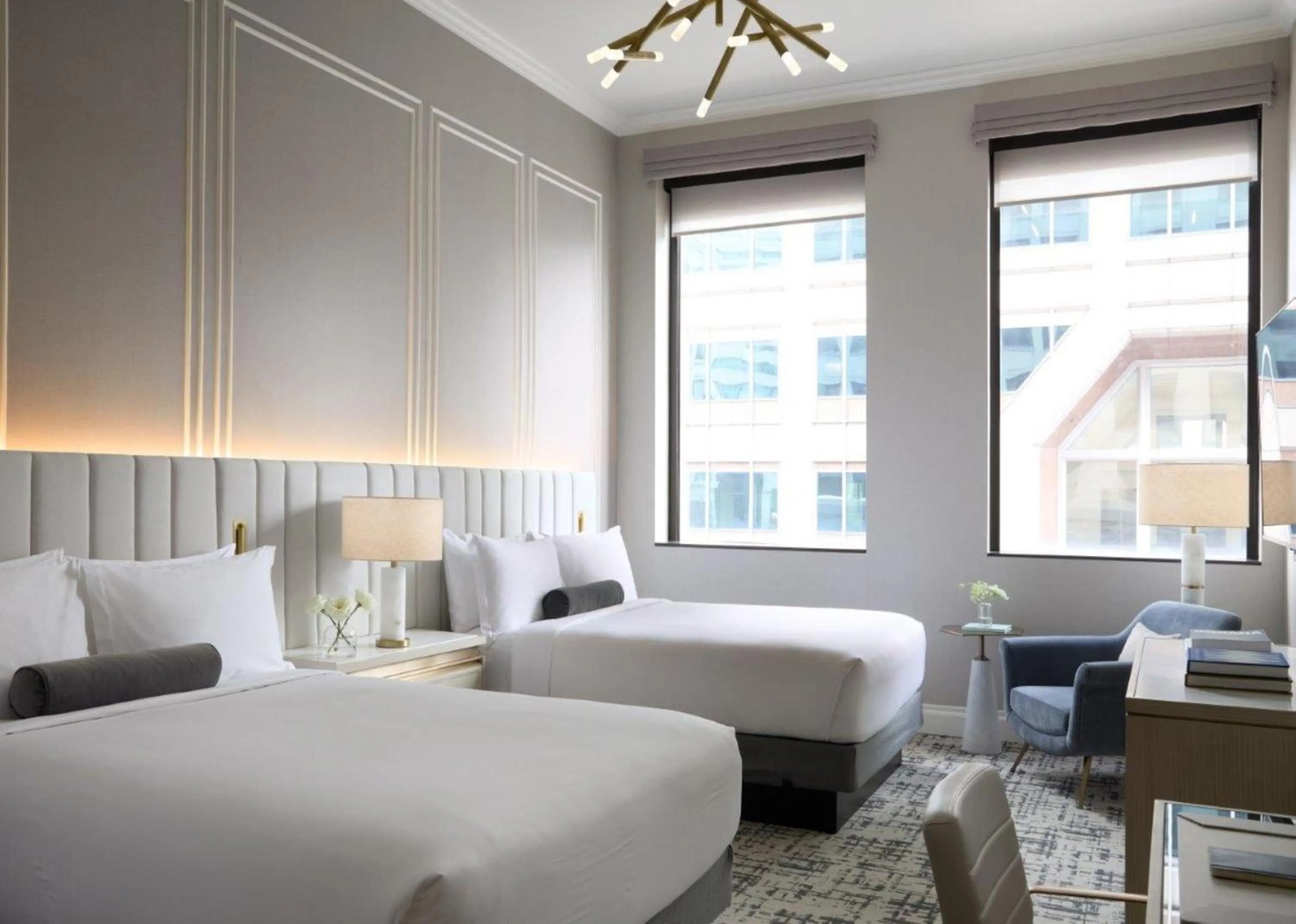 Photo of the whole room, Bed in InterContinental Indianapolis by IHG