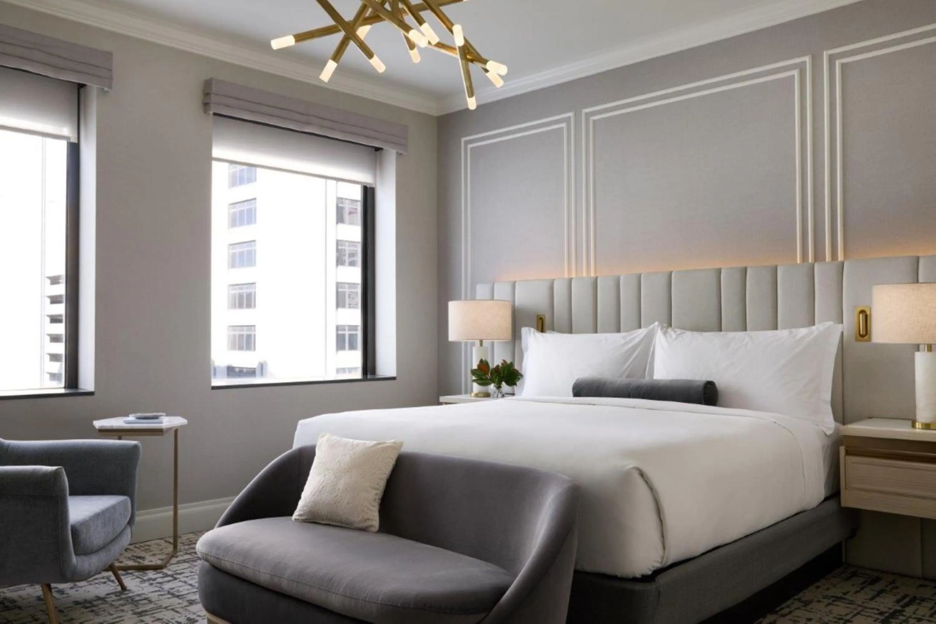 Photo of the whole room, Bed in InterContinental Indianapolis by IHG