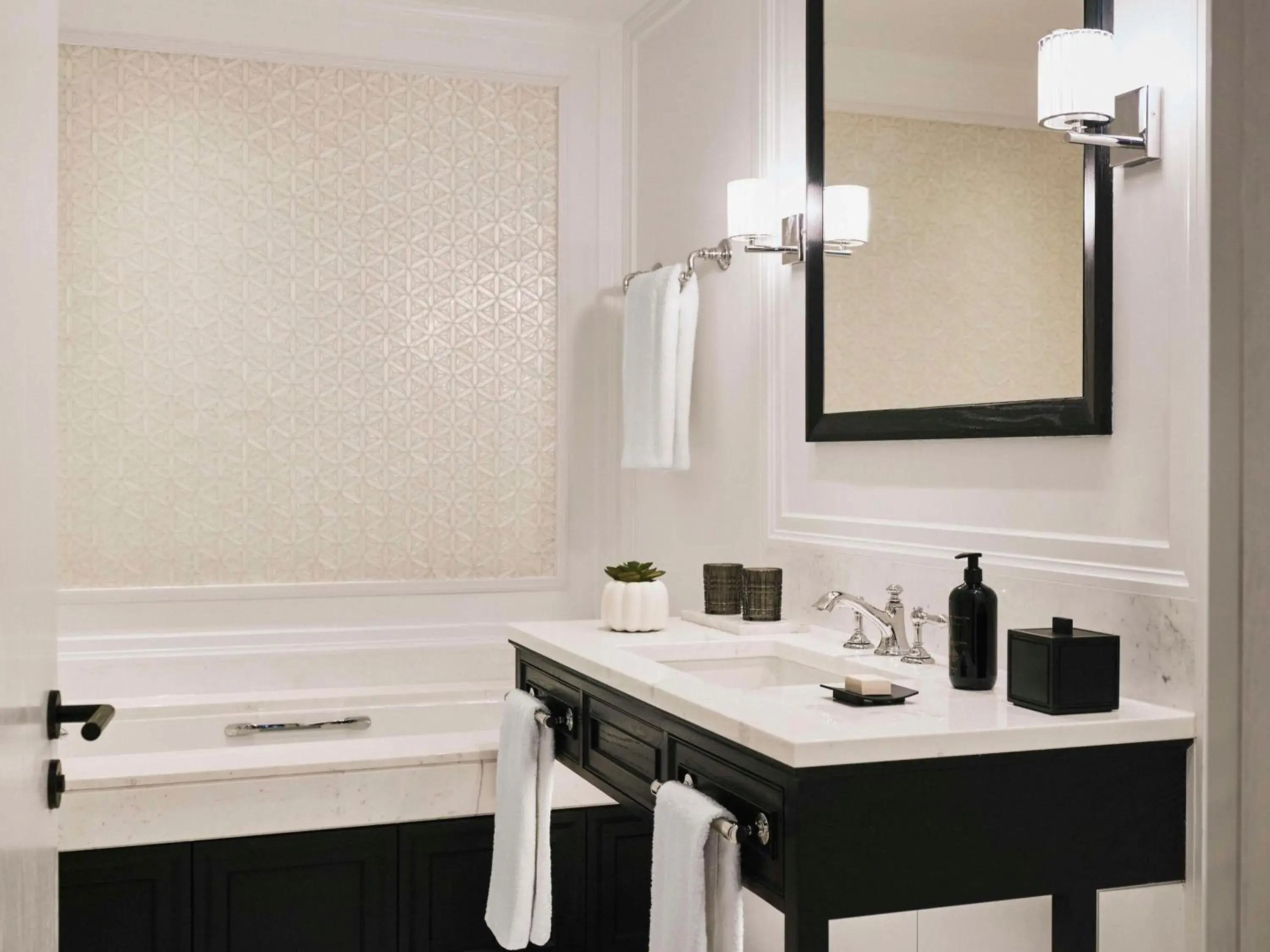 King Room - High Floor in Park Hyatt London River Thames King Room - High Floor in Park Hyatt London River Thames