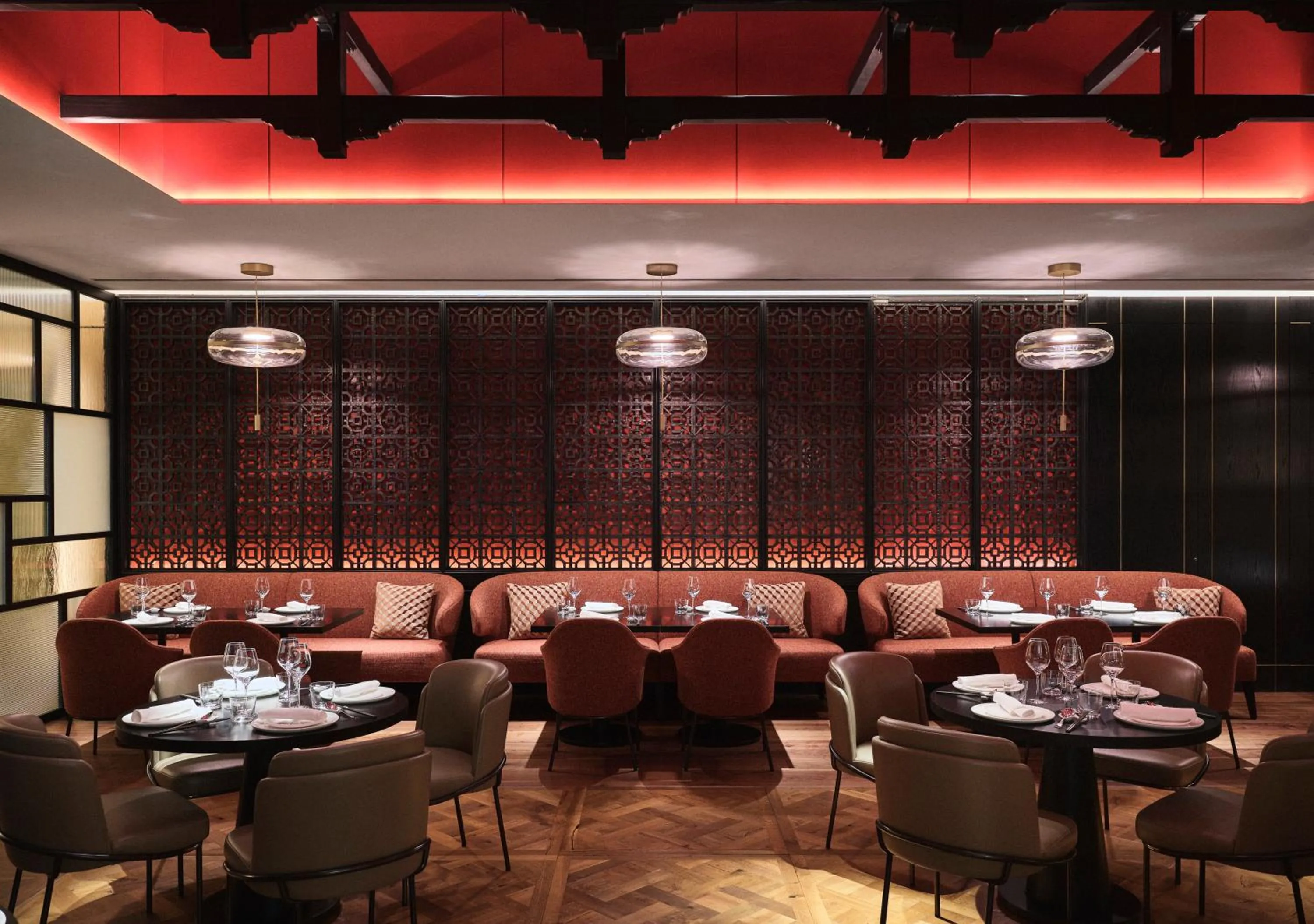 Restaurant/places to eat in Park Hyatt London River Thames