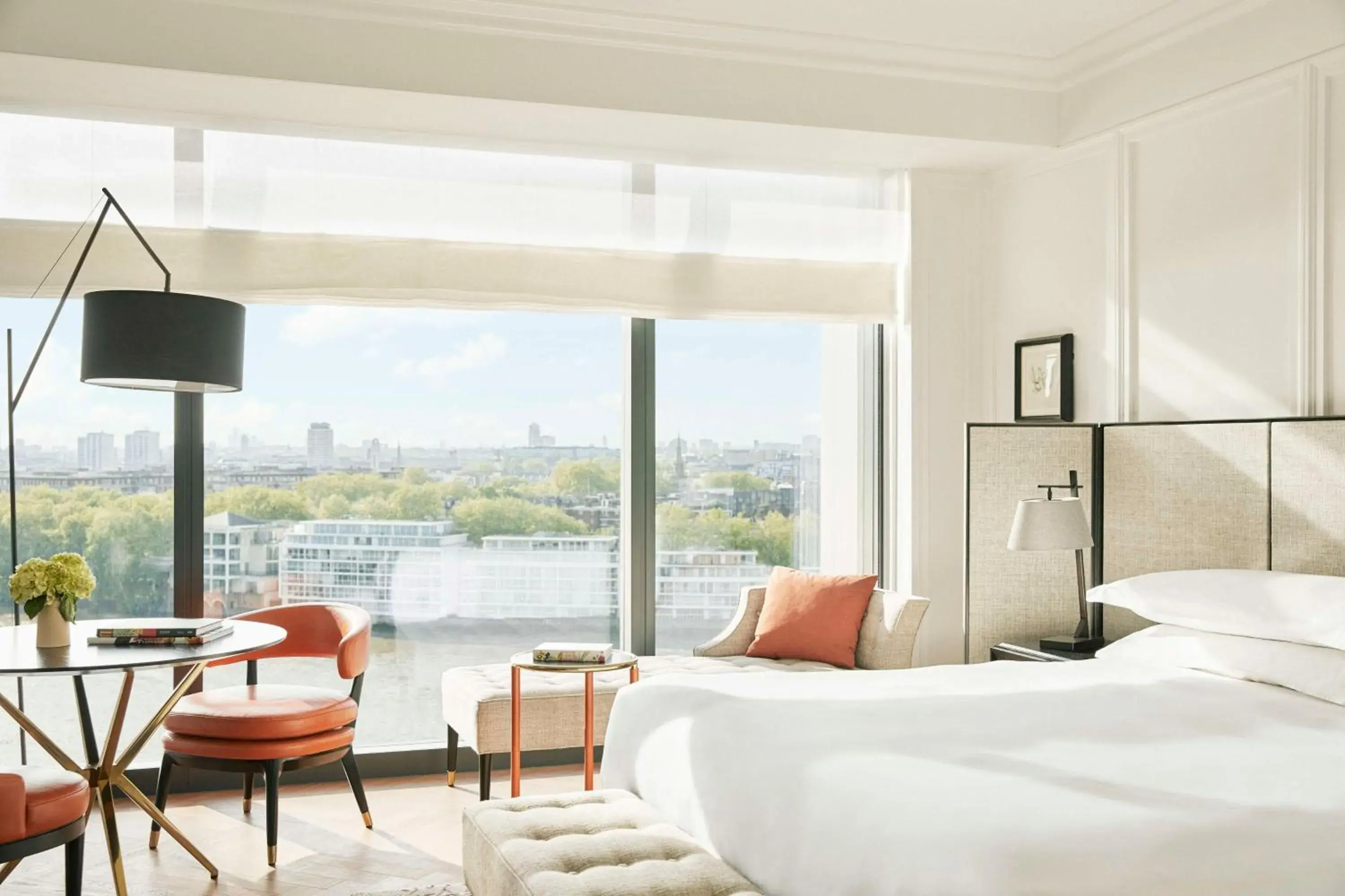 King Room with River View in Park Hyatt London River Thames King Room with River View in Park Hyatt London River Thames