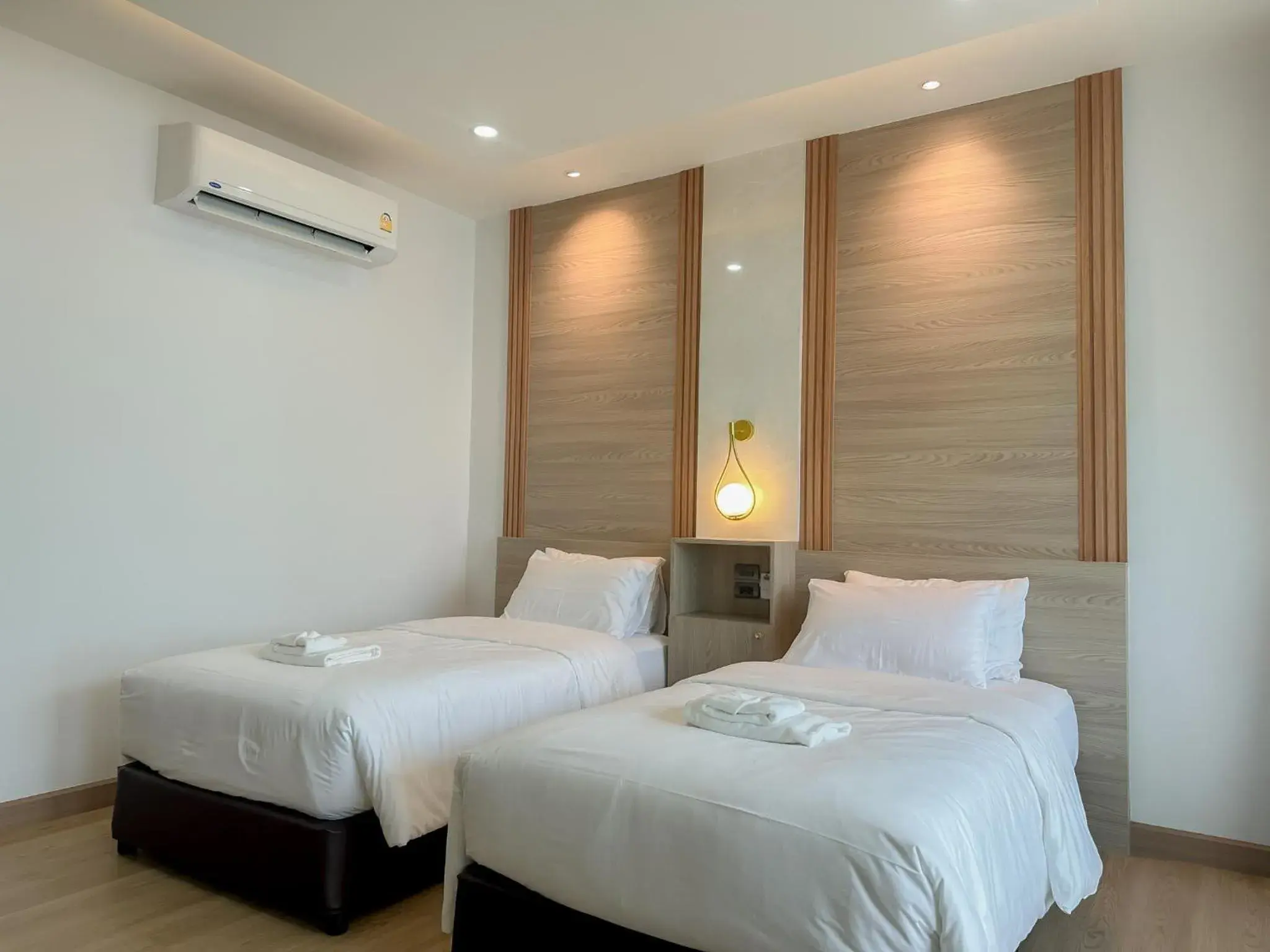 Twin Room with Pool View in 2SIS'S Khanom Resotel Twin Room with Pool View in 2SIS'S Khanom Resotel