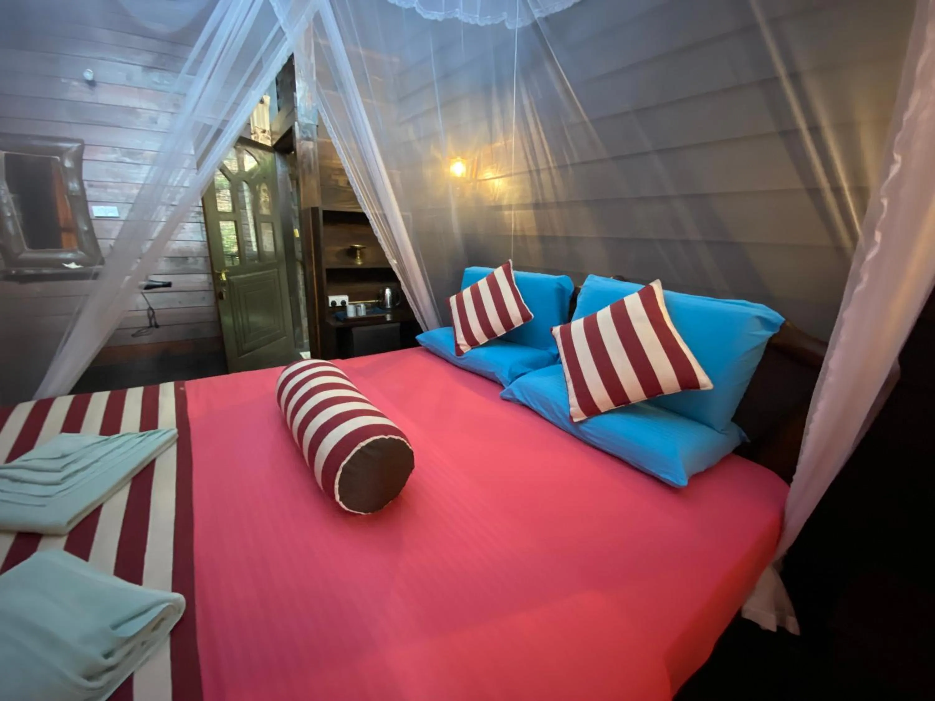 Bed in Madushanka Resort