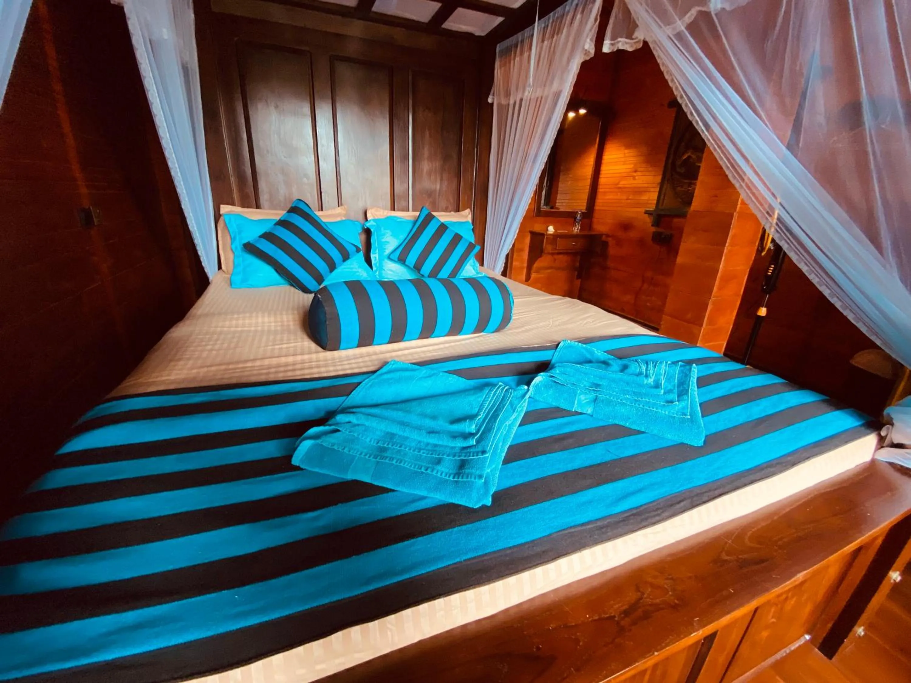 Bed in Madushanka Resort