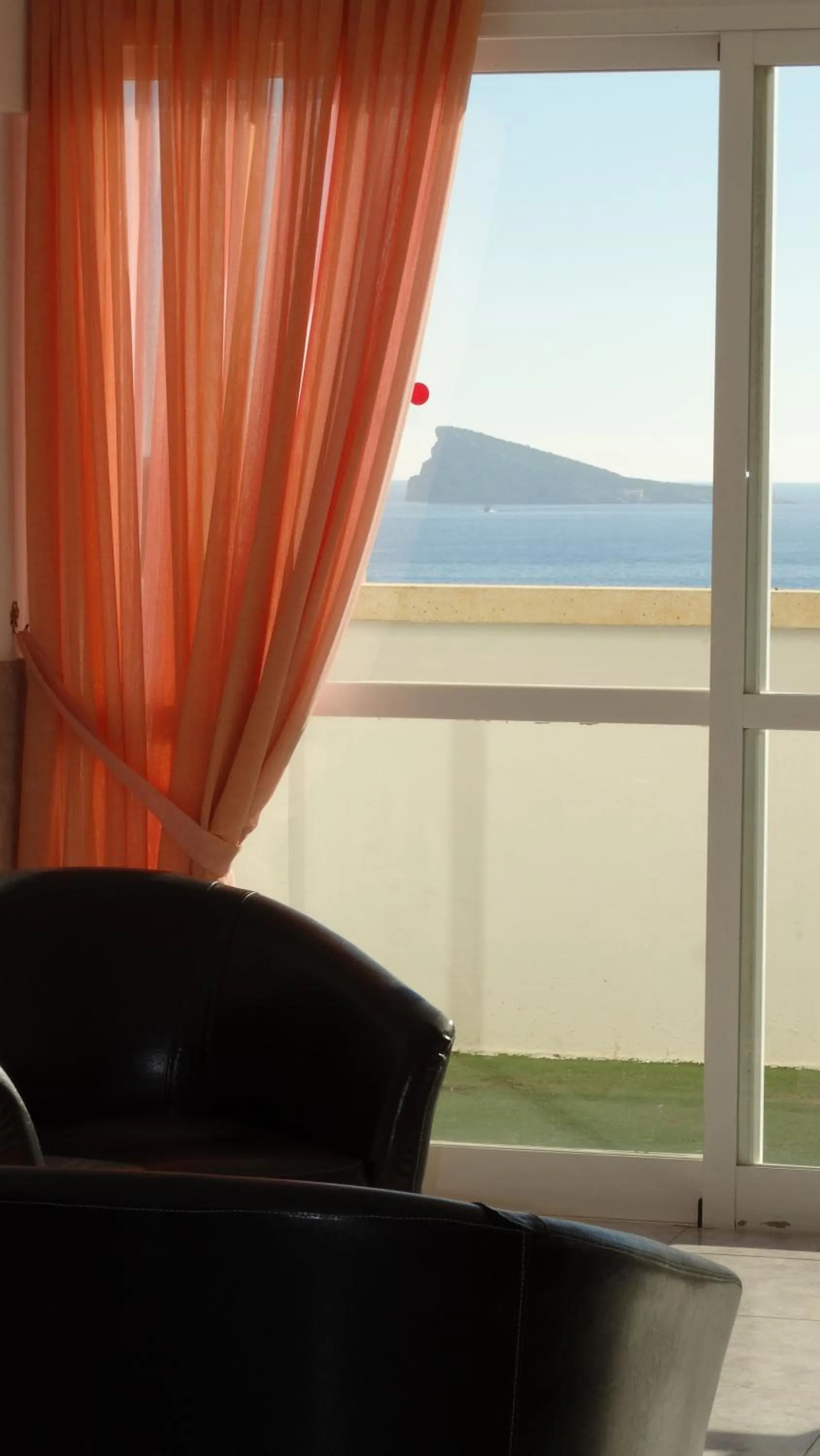 Communal lounge/ TV room in Apartamentos Beni-Beach