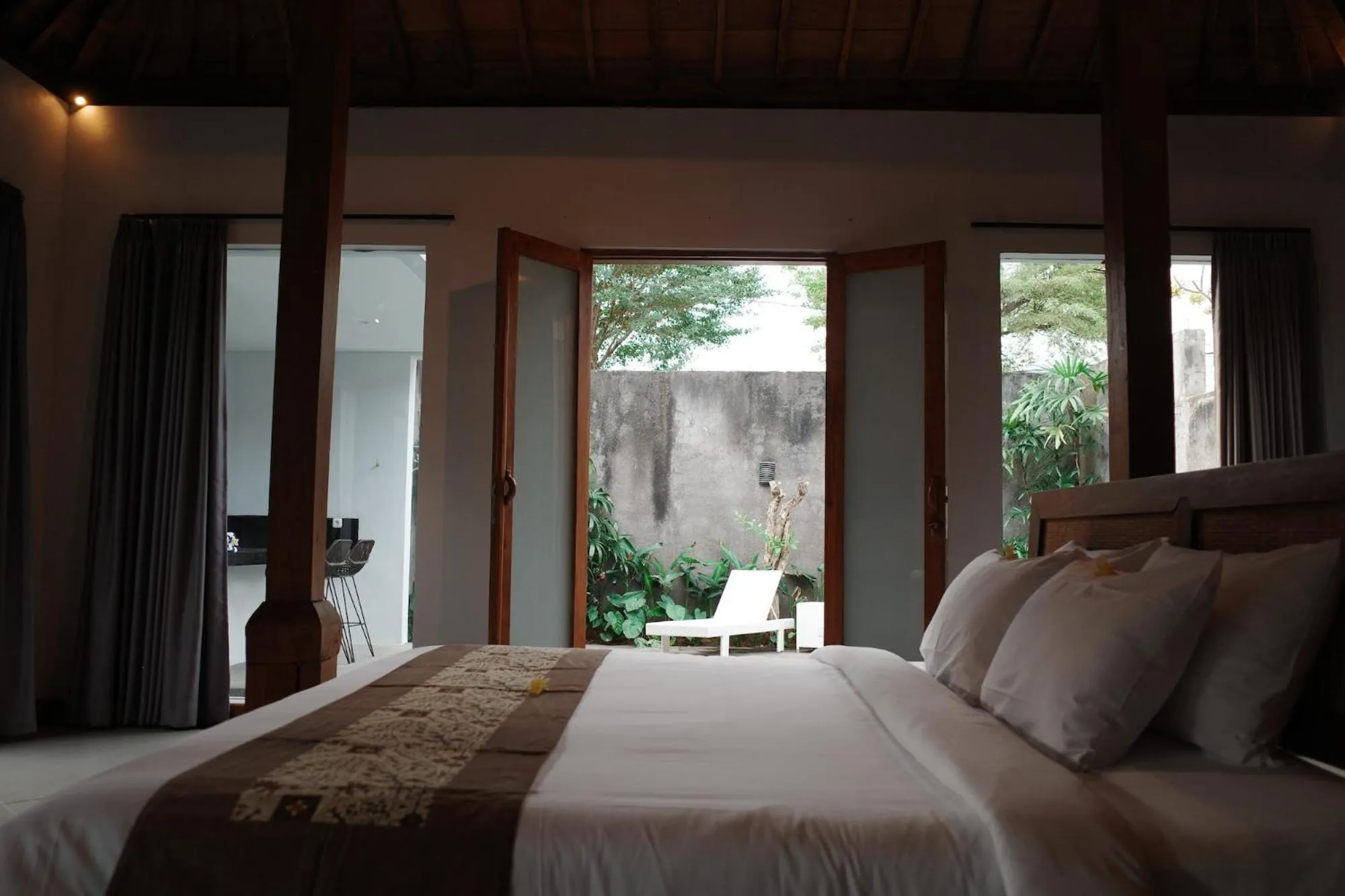 Bed in The Riang Villa