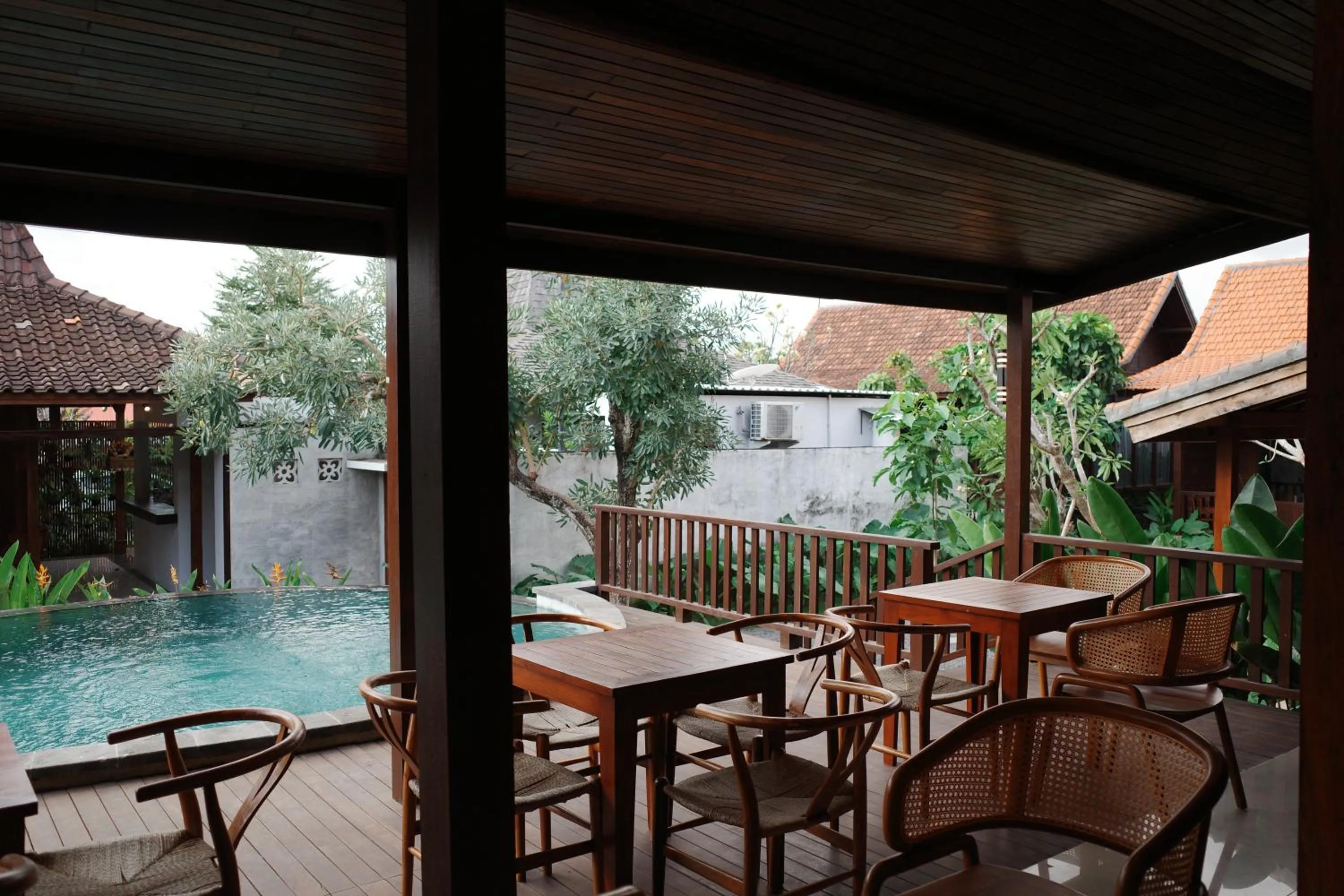 Restaurant/places to eat in The Riang Villa
