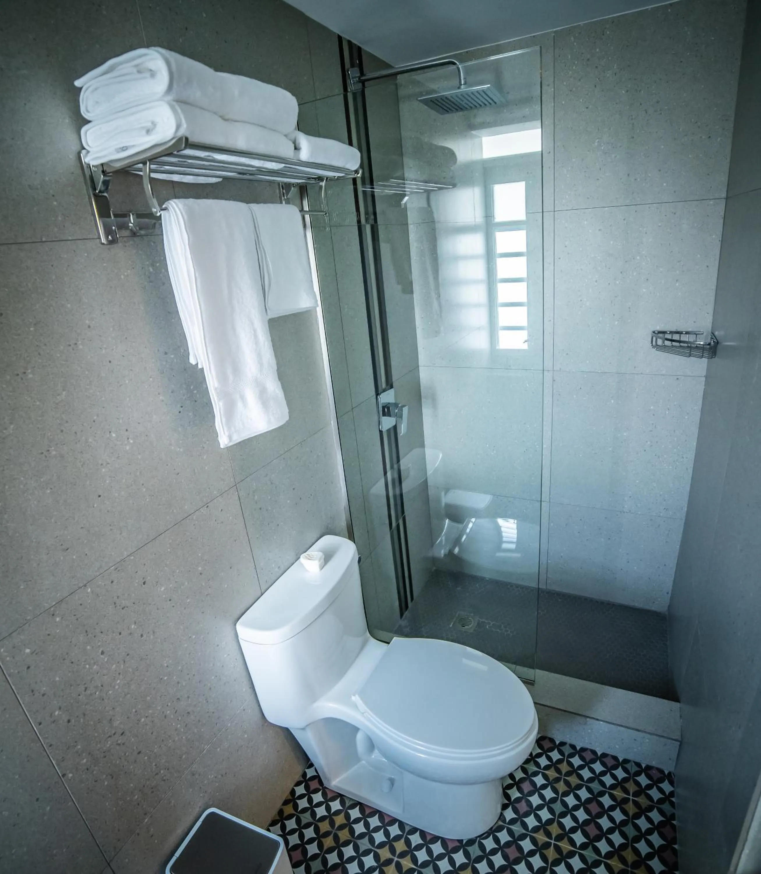 Shower in Melao Lodge