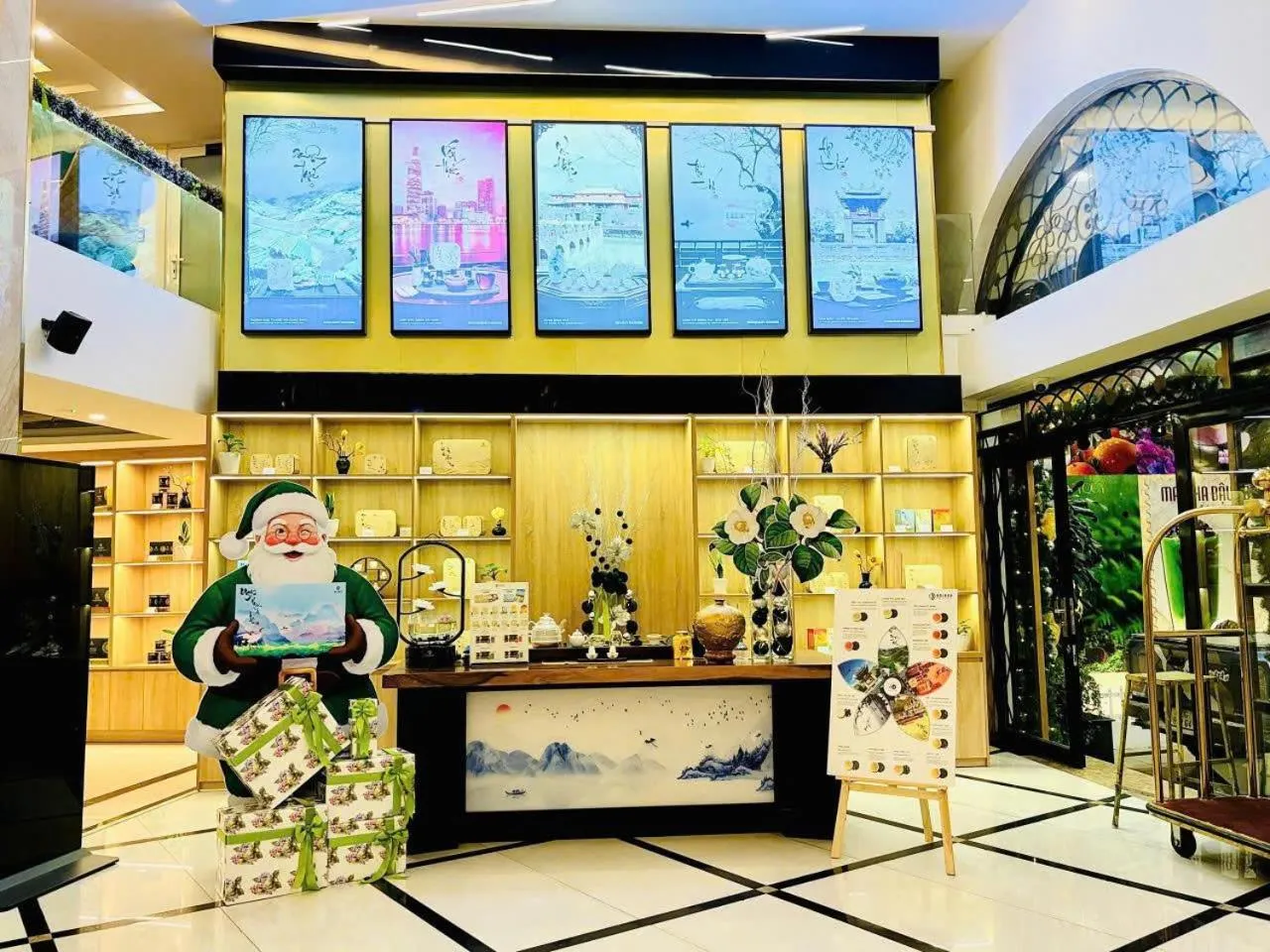 Other in Sandals Lily Hotel