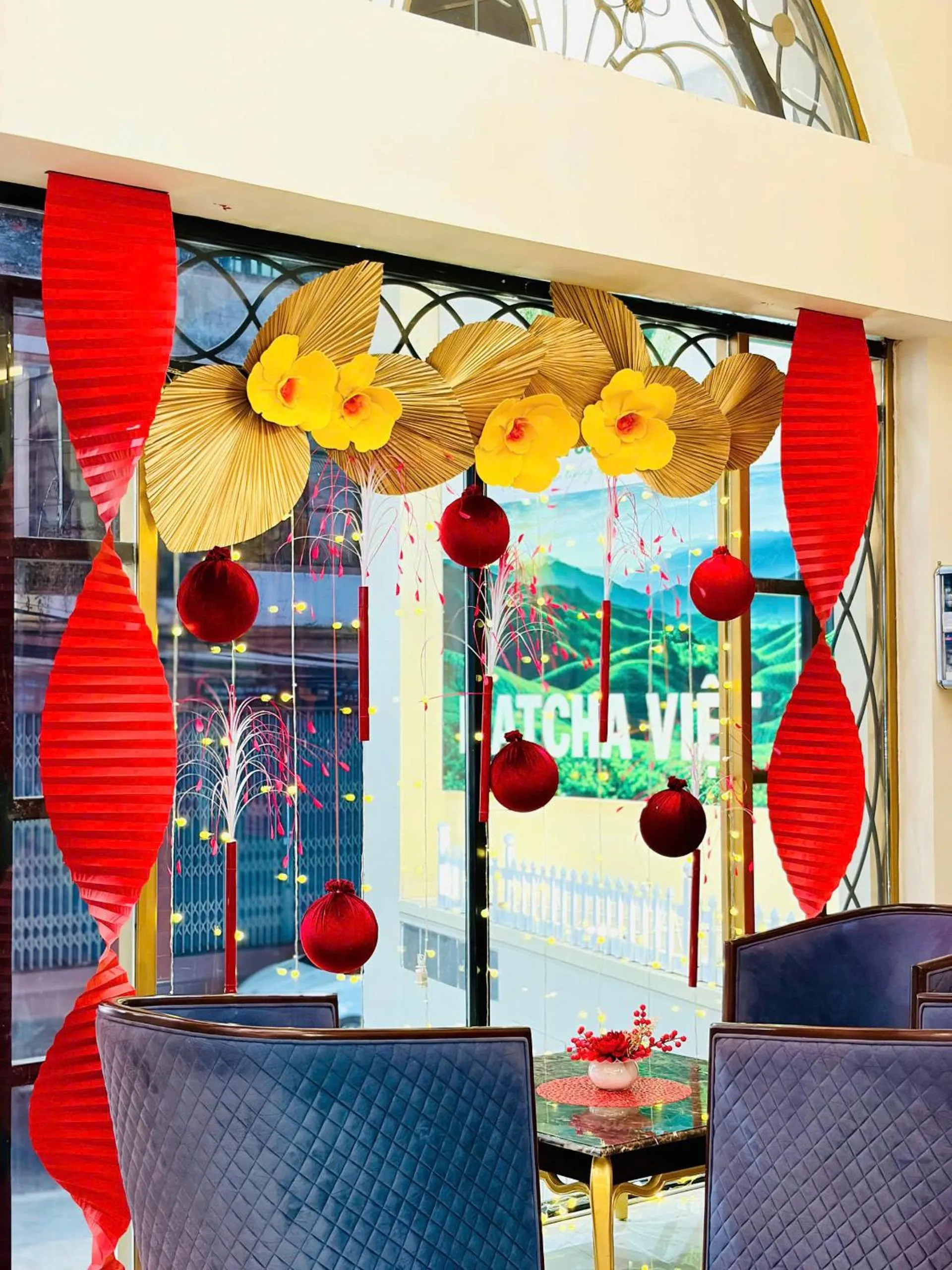 Other in Sandals Lily Hotel