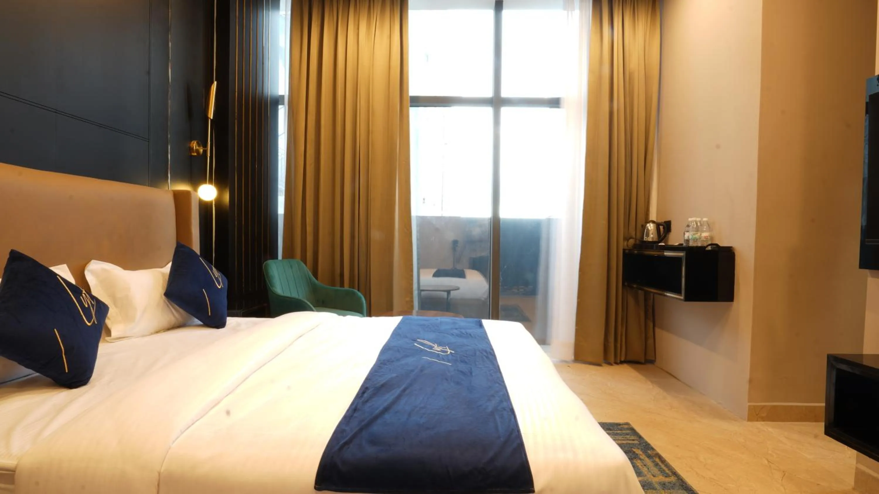 Bedroom, Bed in Aquila Grand Suites - Noida Sector 136