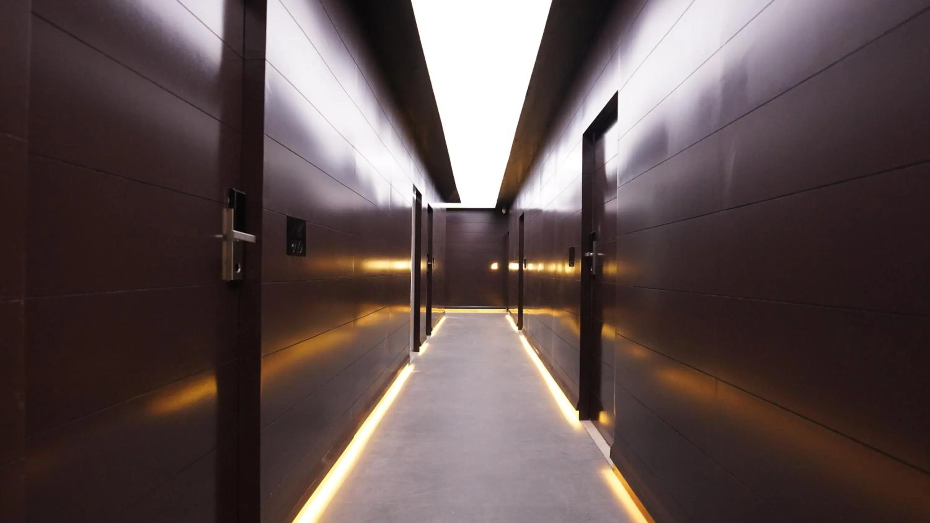 Lobby or reception in Aquila Grand Suites - Noida Sector 136