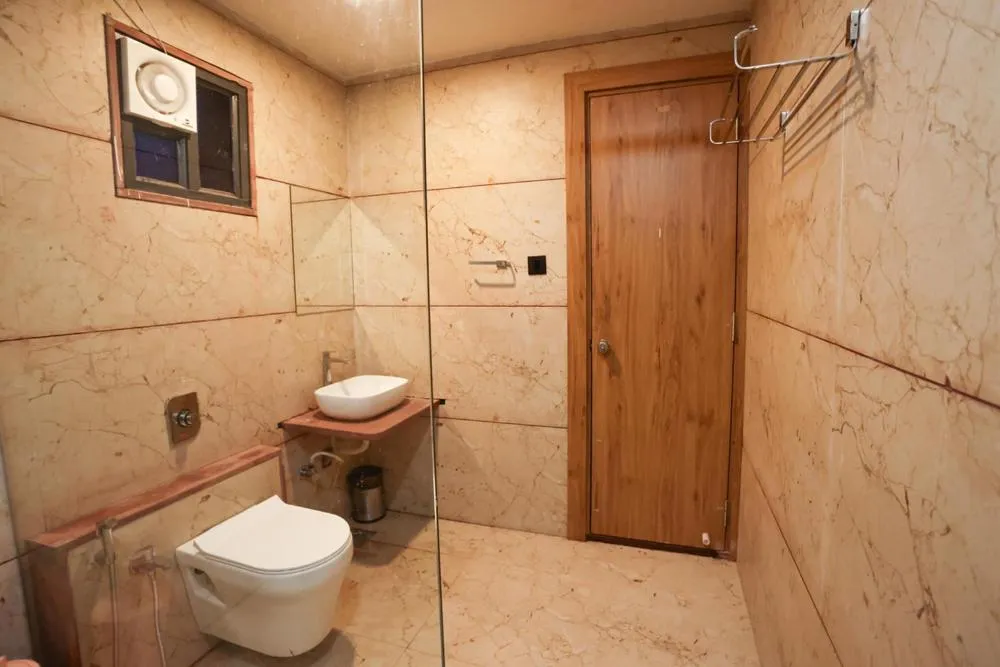 Bathroom in Le Casa Lion Resort A Premium Resort In Sasan Gir