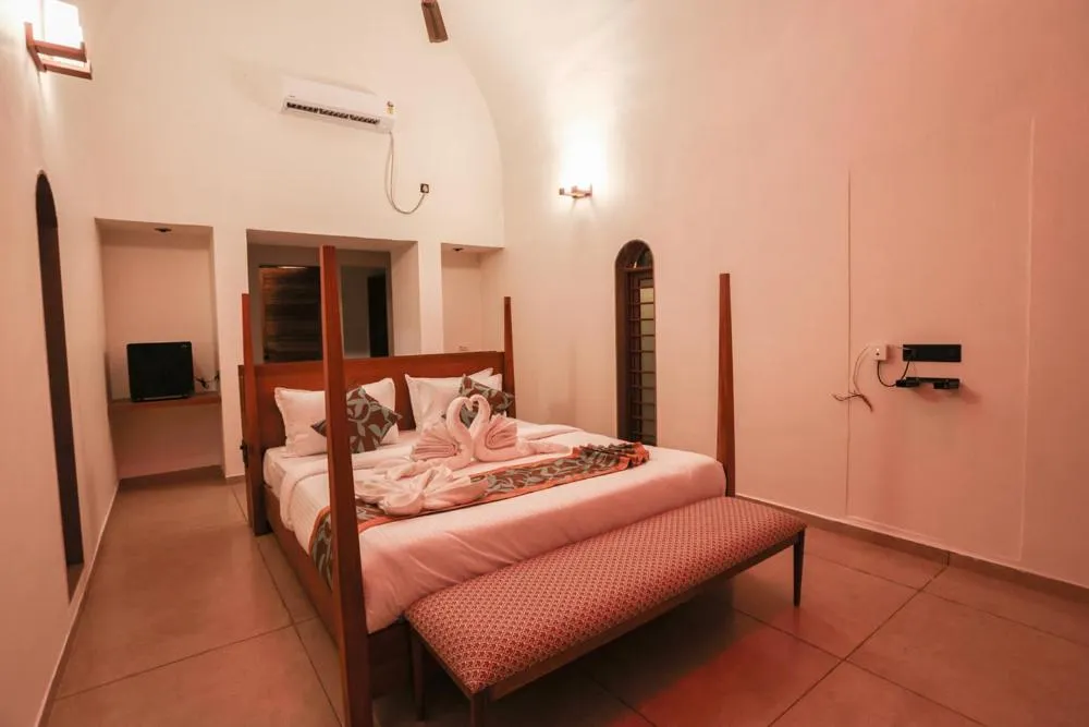 Bed in Le Casa Lion Resort A Premium Resort In Sasan Gir